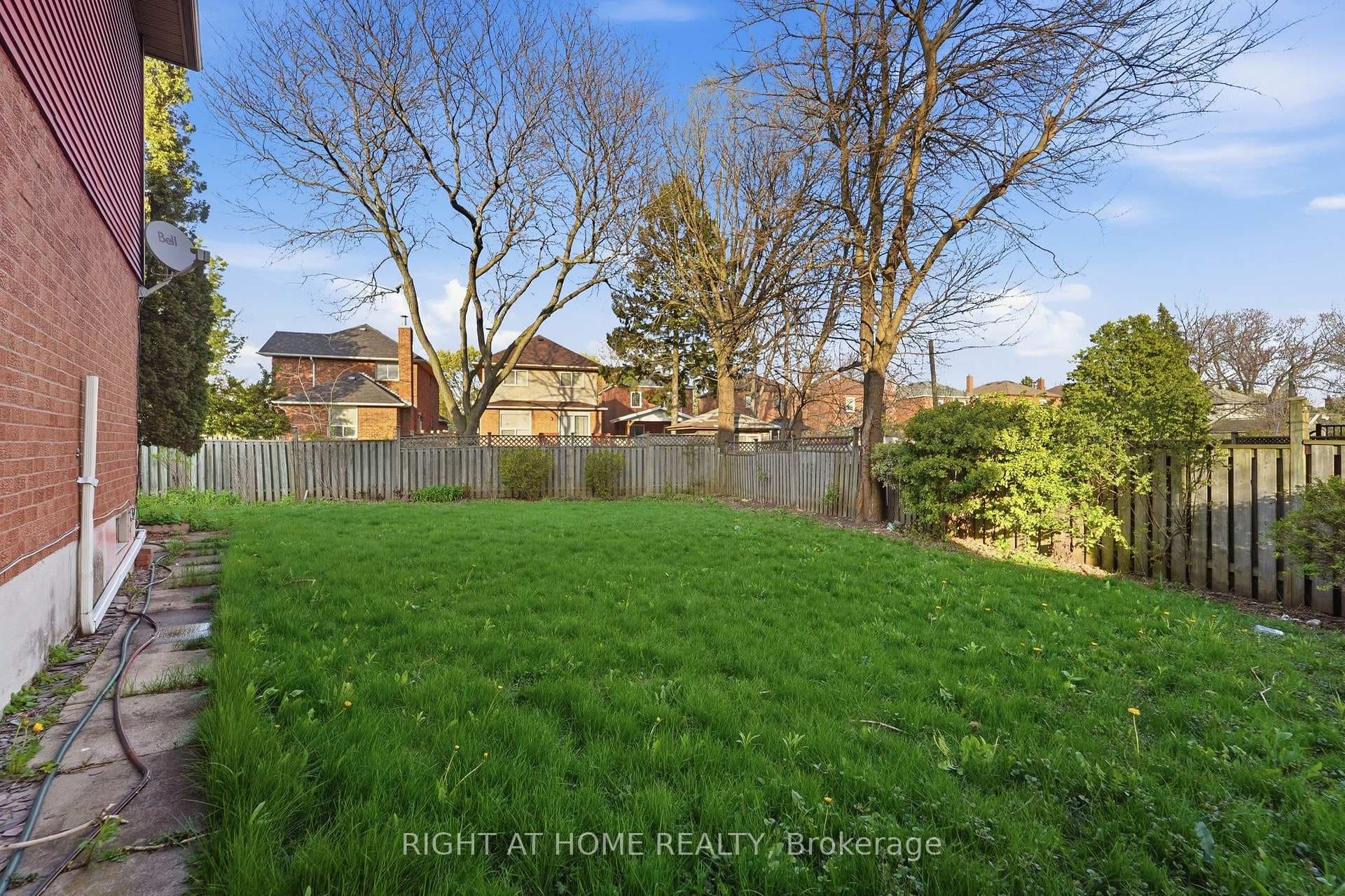 141 Sandown Avenue - Detached photo 40 of 40 in Birch Cliff / Cliffside, Ontario
