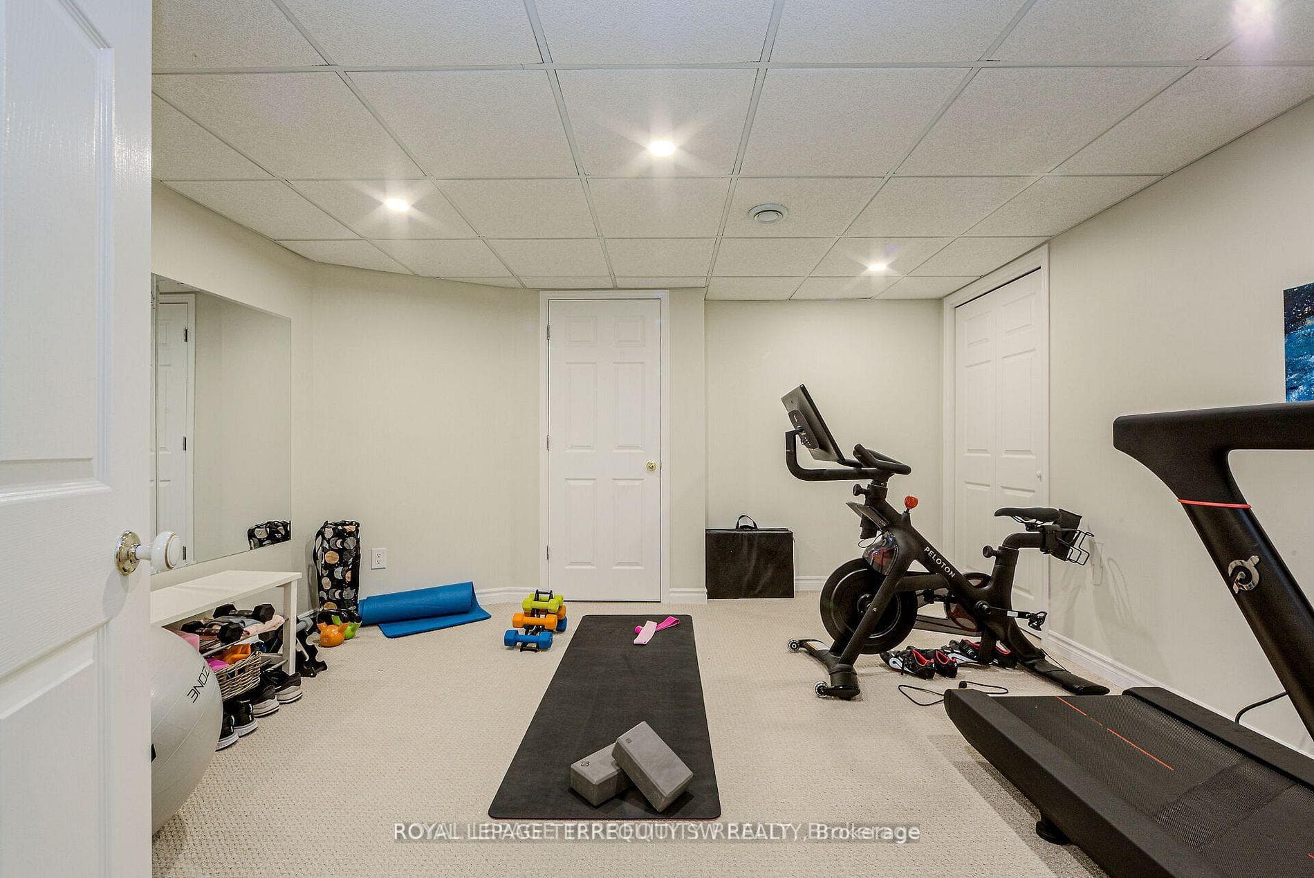 2025 Parklane Crescent - Detached photo 42 of 50 in Burlington, Ontario