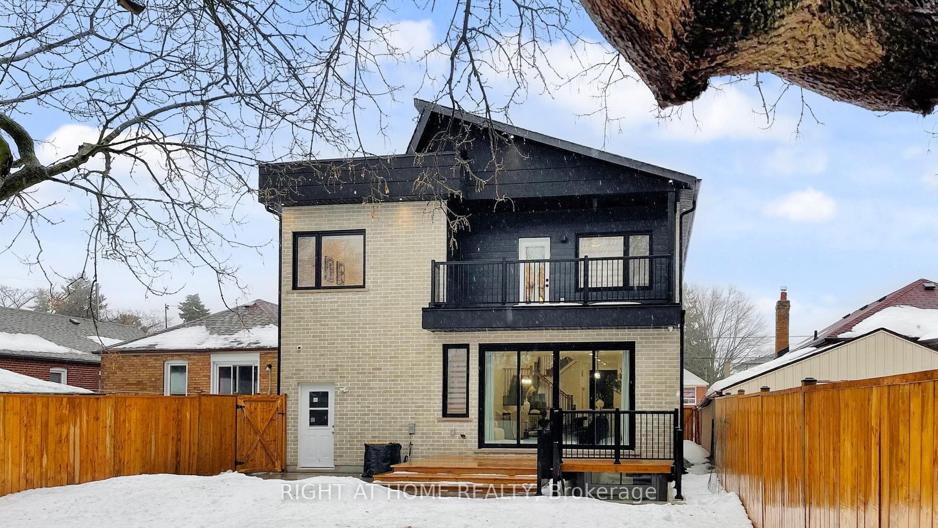 6 Park Street - Detached photo 50 of 50 in Birch Cliff / Cliffside, Ontario