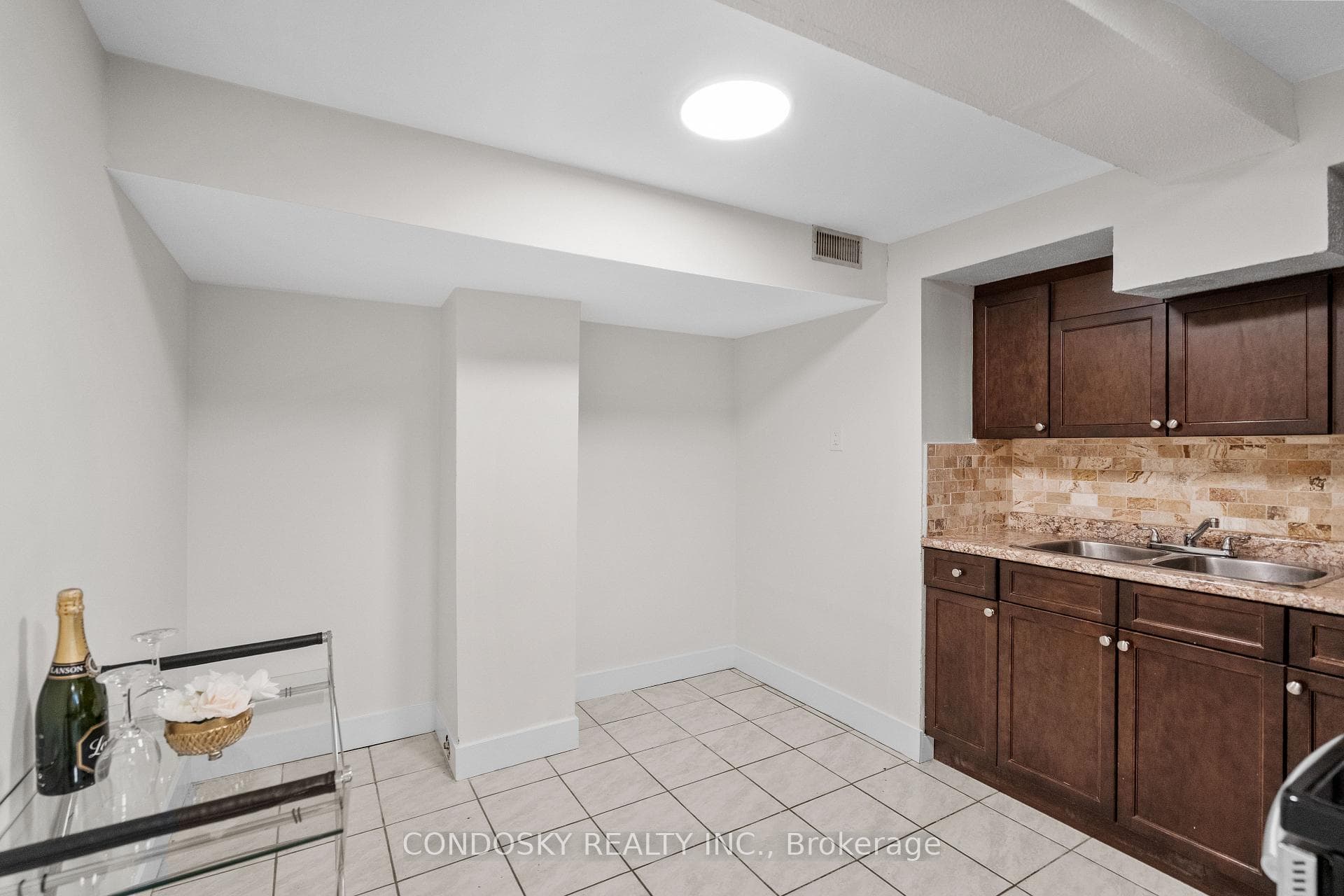 768 Annamore Road - Semi-Detached photo 32 of 44 in Mississauga, Ontario
