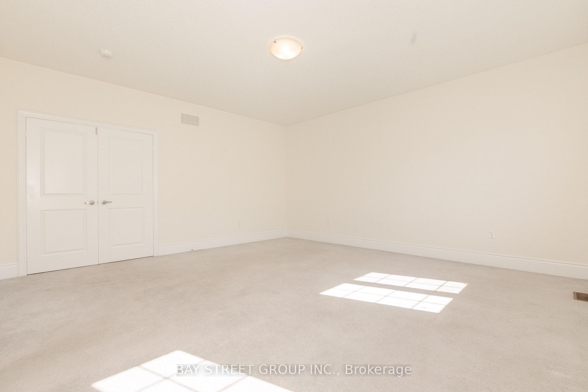 3127 Streamwood Pass - Detached photo 24 of 48 in Oakville, Ontario