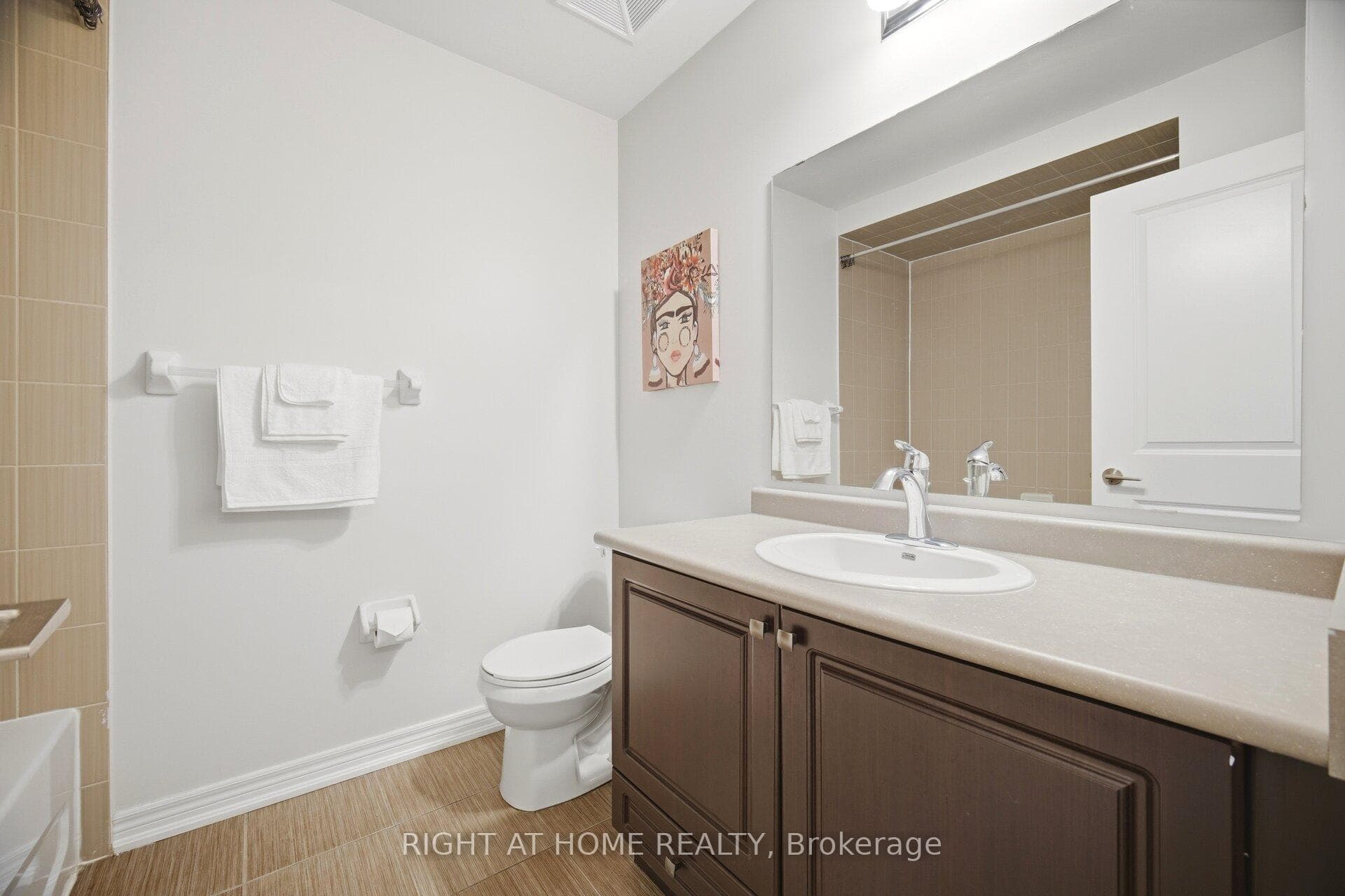 269 Georgian Drive Unit 311 - Condo photo 18 of 39 in Oakville, Ontario