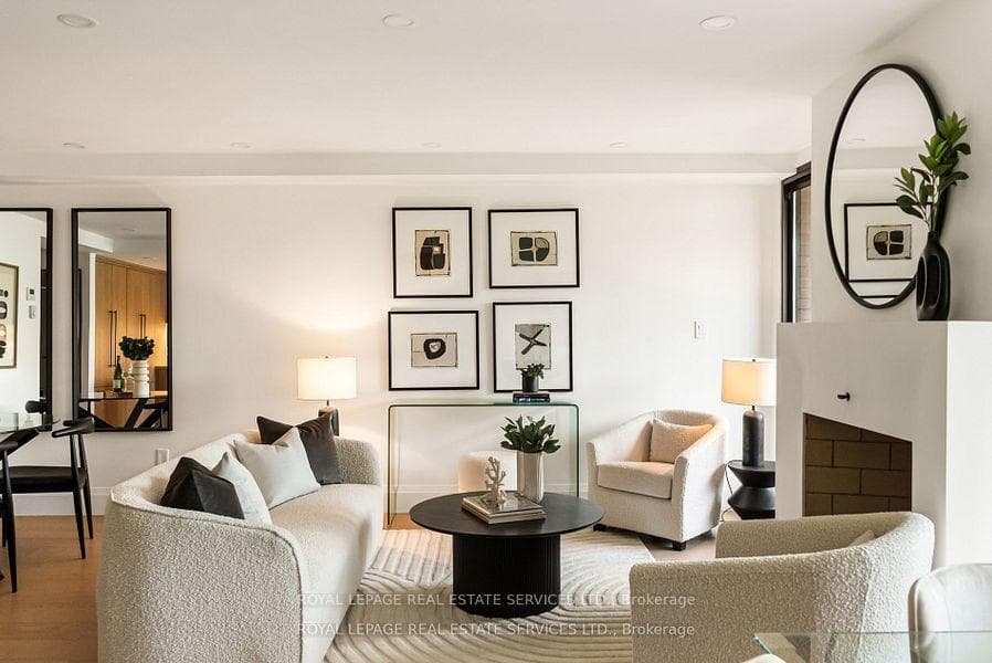 349 St Clair Avenue Unit 402 - Condo photo 14 of 30 in Annex / Yorkville / Summerhill, Ontario