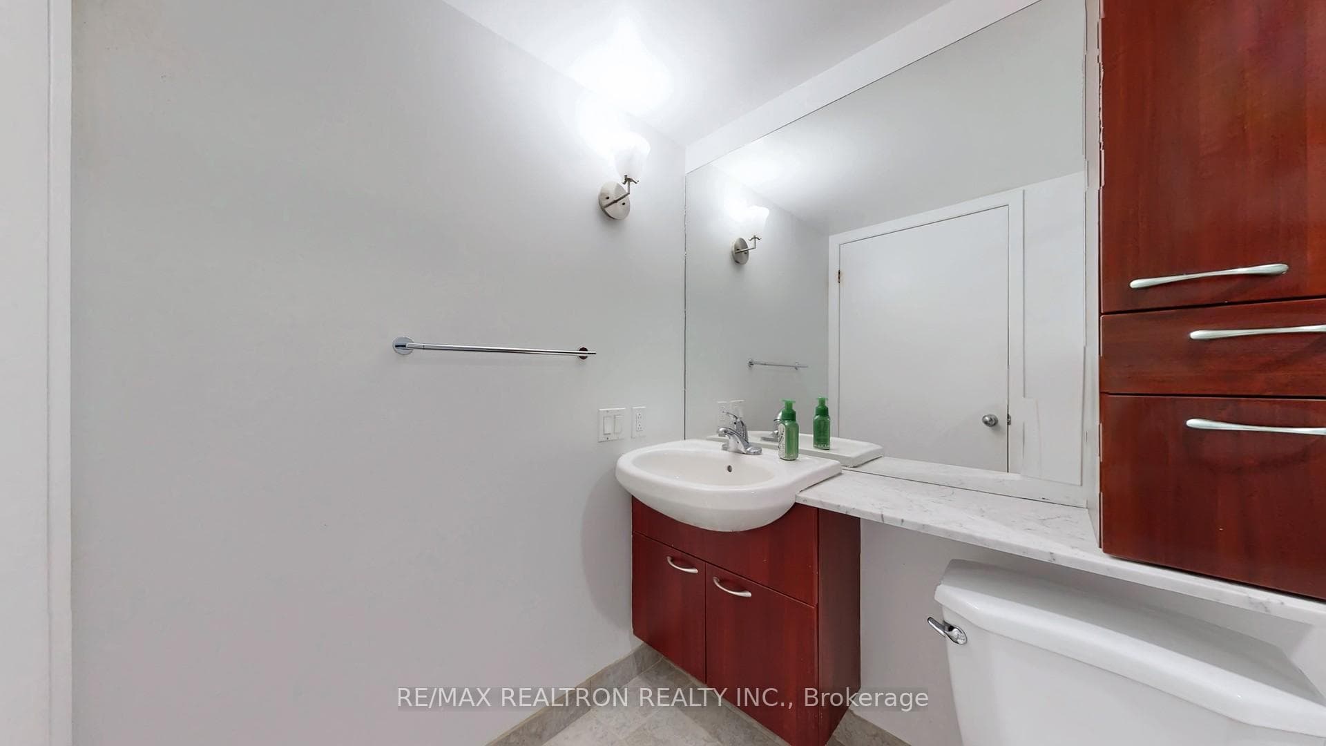 1050 The Queensway Avenue Unit 217 - Condo photo 36 of 41 in Etobicoke (Islington / Rexdale), Ontario