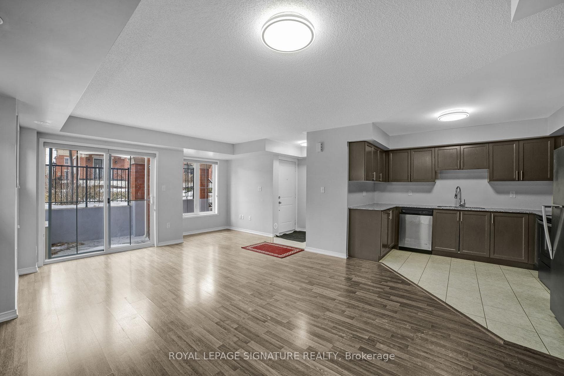 2492 Post Road Unit 19 - Condo photo 11 of 24 in Oakville, Ontario