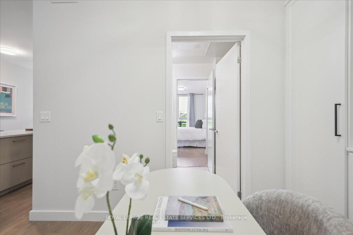 168 Sabina Drive Unit 211 - Condo photo 13 of 41 in Oakville, Ontario