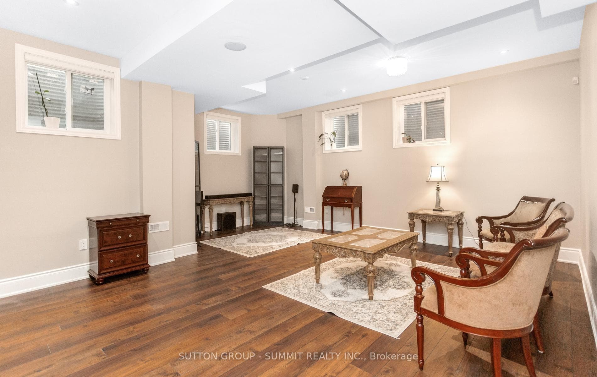 121 Ringwood Road - Detached photo 41 of 49 in Oakville, Ontario