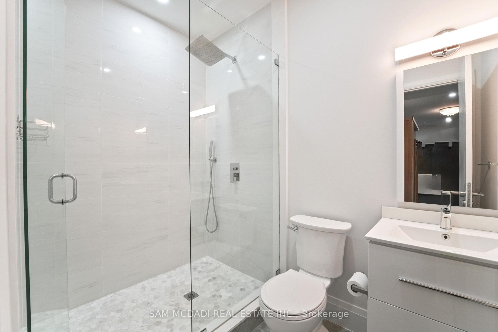 11B Maple Avenue - Semi-Detached photo 42 of 49 in Mississauga, Ontario