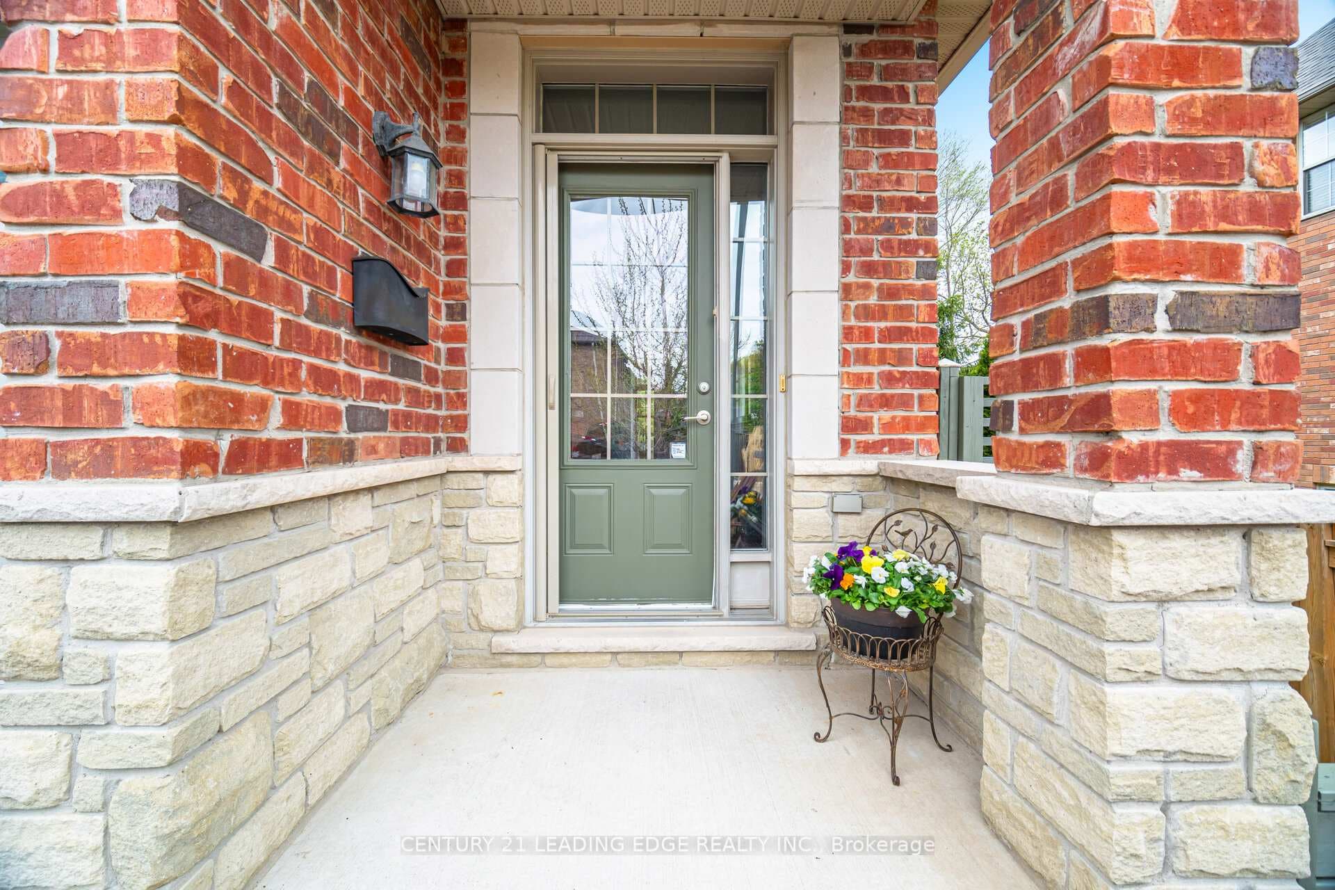 1051 Fernridge Common - Semi-Detached photo 9 of 50 in Burlington, Ontario