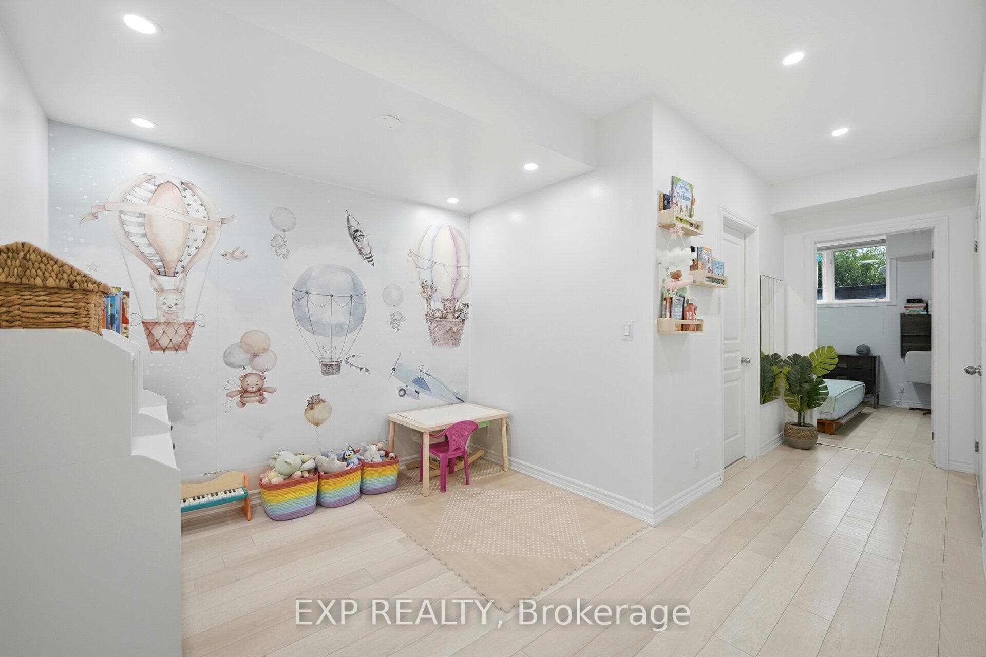 110 Caledonia Park Road Unit 2 - Condo photo 27 of 38 in Keelesdale / Eglinton West, Ontario