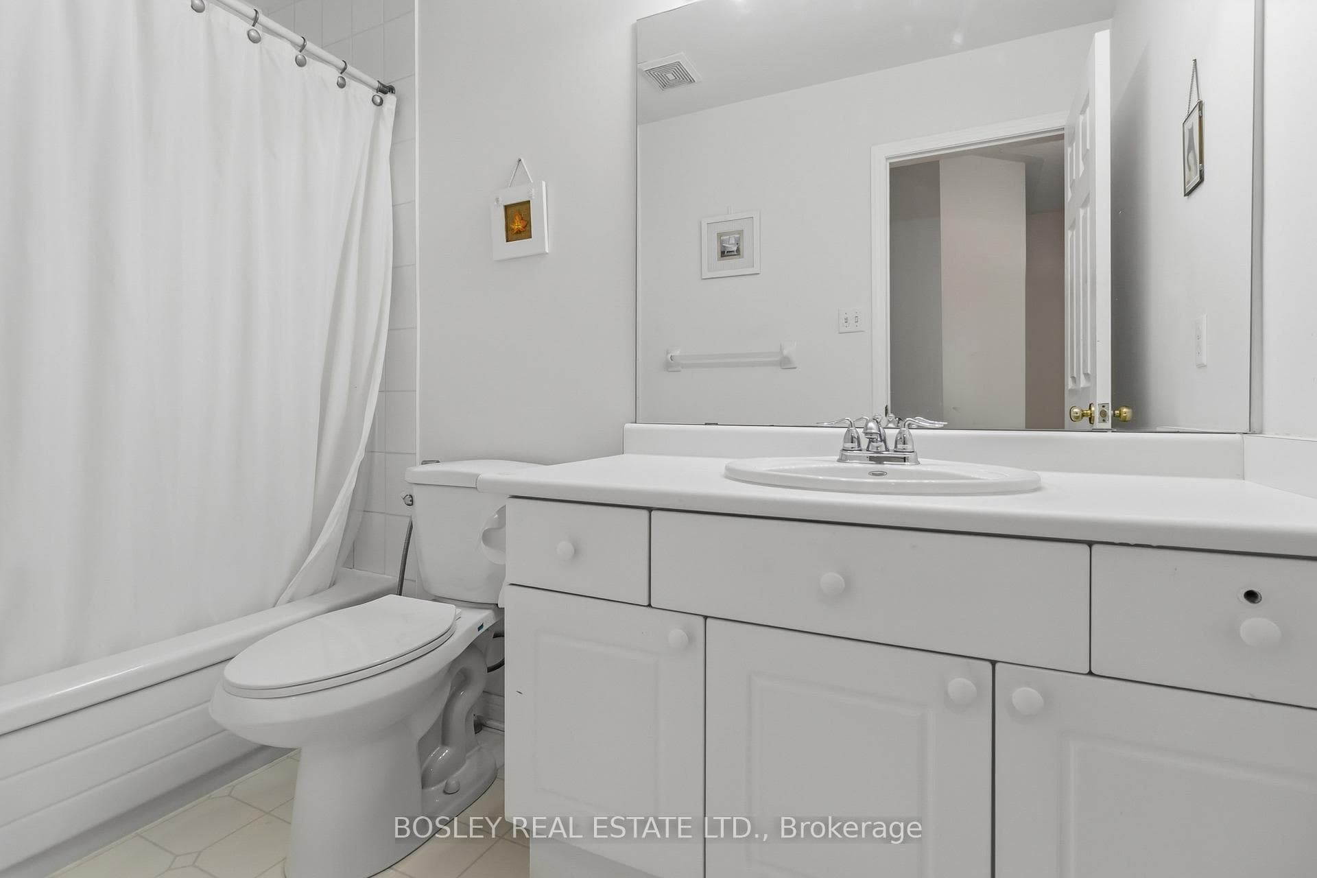 2223 Prescott Place - Townhouse photo 15 of 18 in Burlington, Ontario