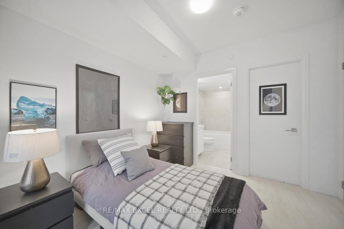 33 Frederick Todd Way Unit 303 - Condo photo 25 of 49 in Flemingdon Park / Don Mills, Ontario
