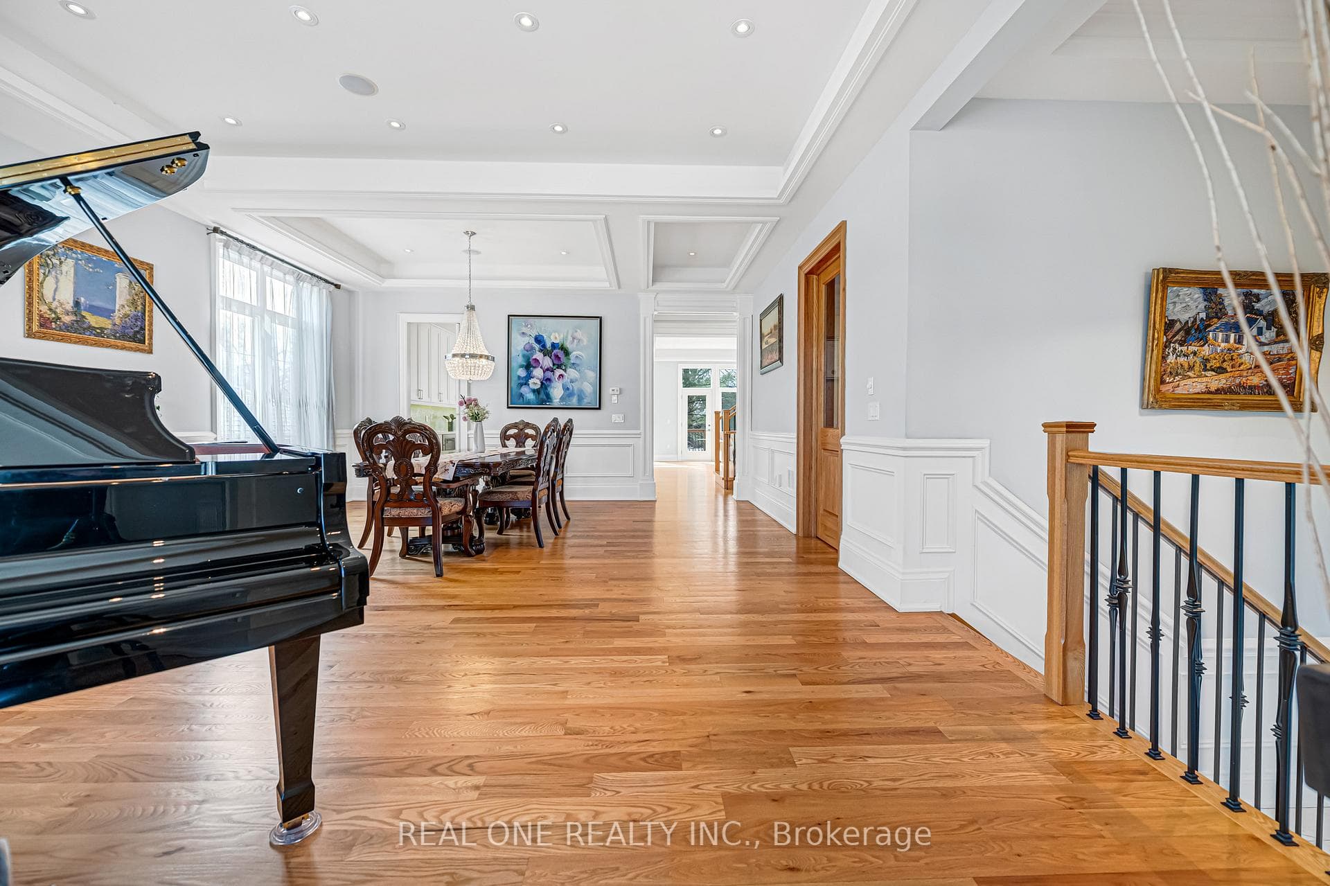 241 Florence Avenue - Detached photo 10 of 50 in Thornhill / Willowdale, Ontario