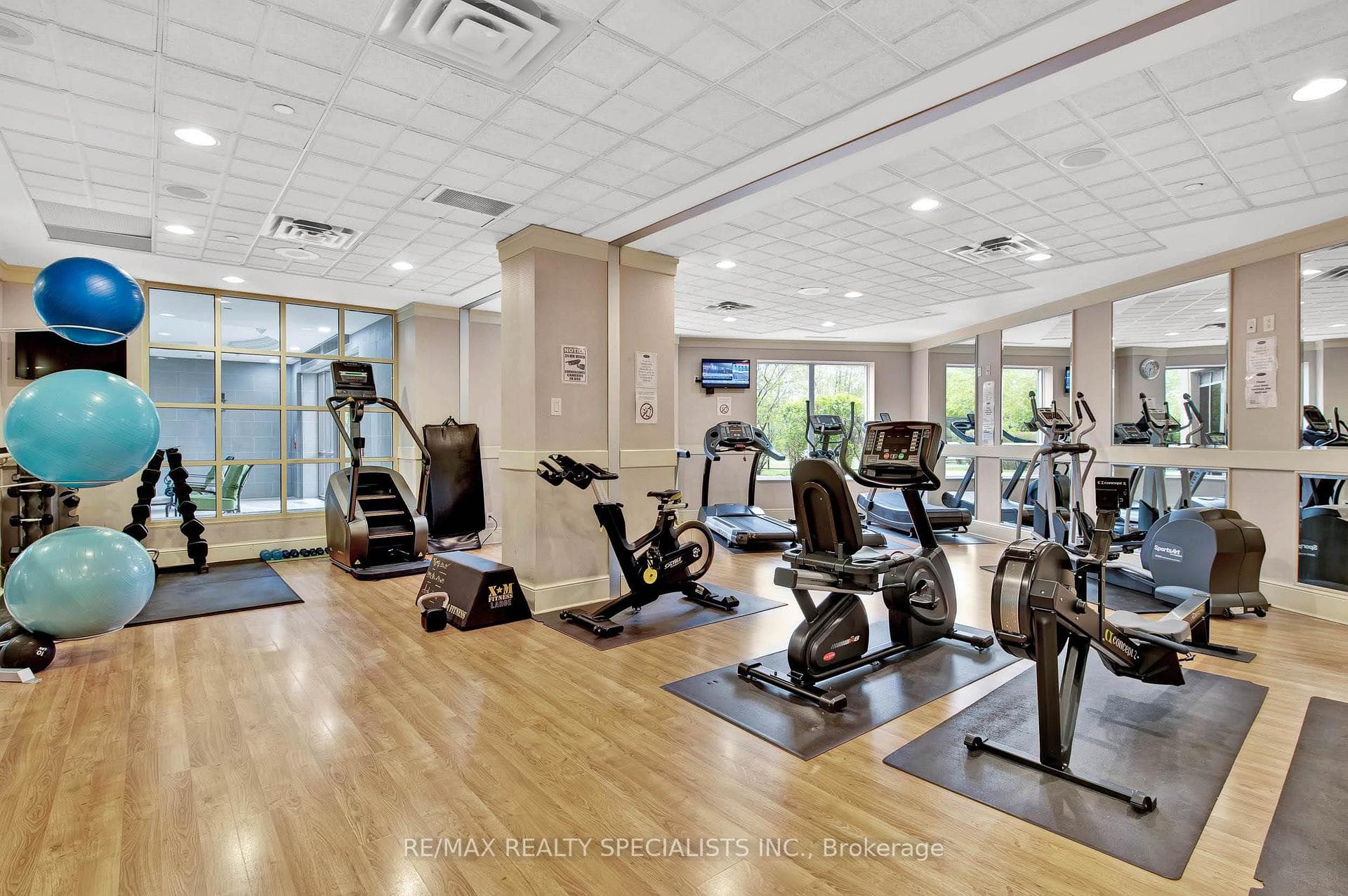 710 Humberwood Boulevard Unit 1404 - Condo photo 22 of 24 in Etobicoke (West Mall / Rexdale), Ontario