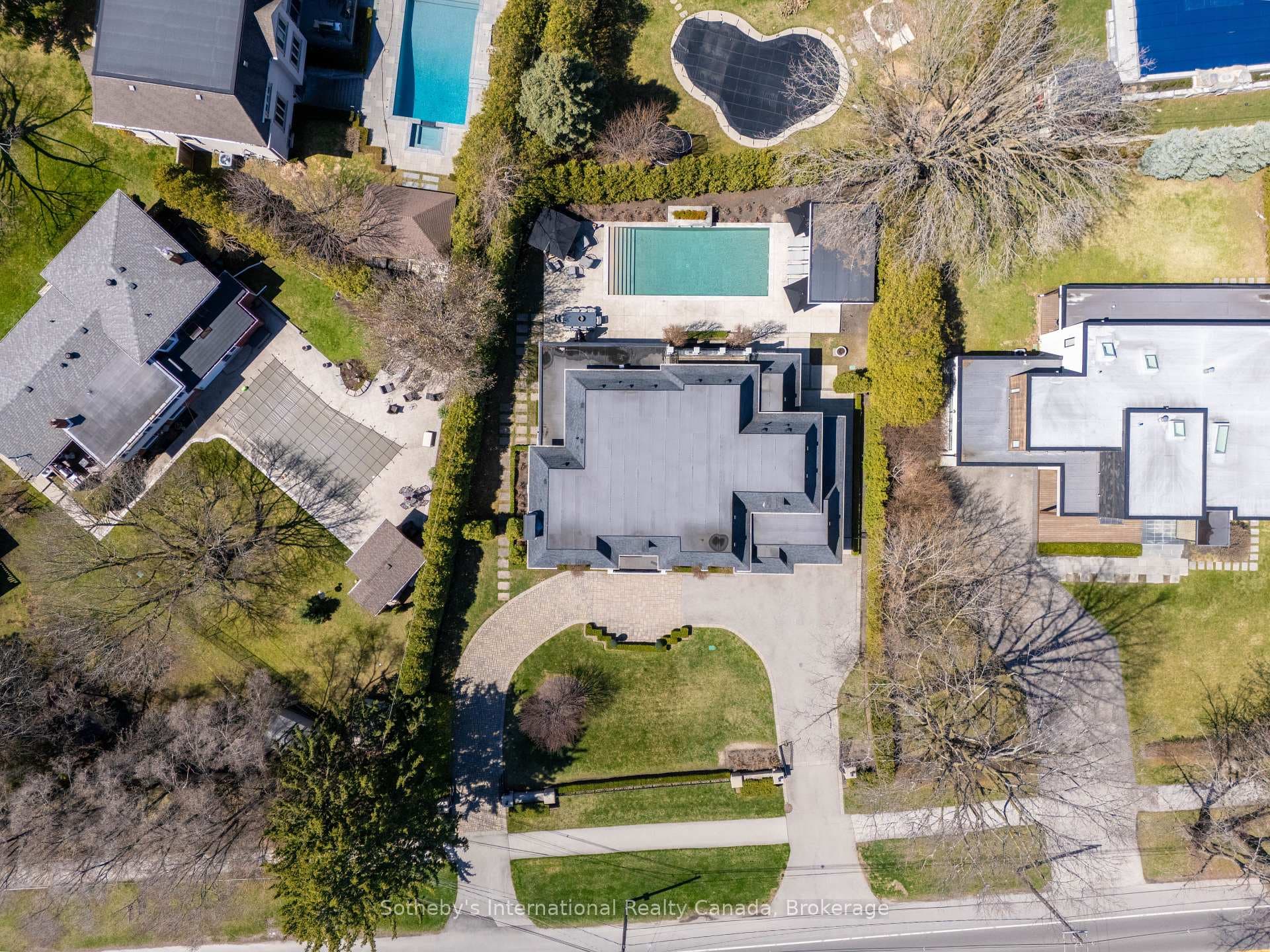 1497 Lakeshore Road - Detached photo 49 of 50 in Oakville, Ontario