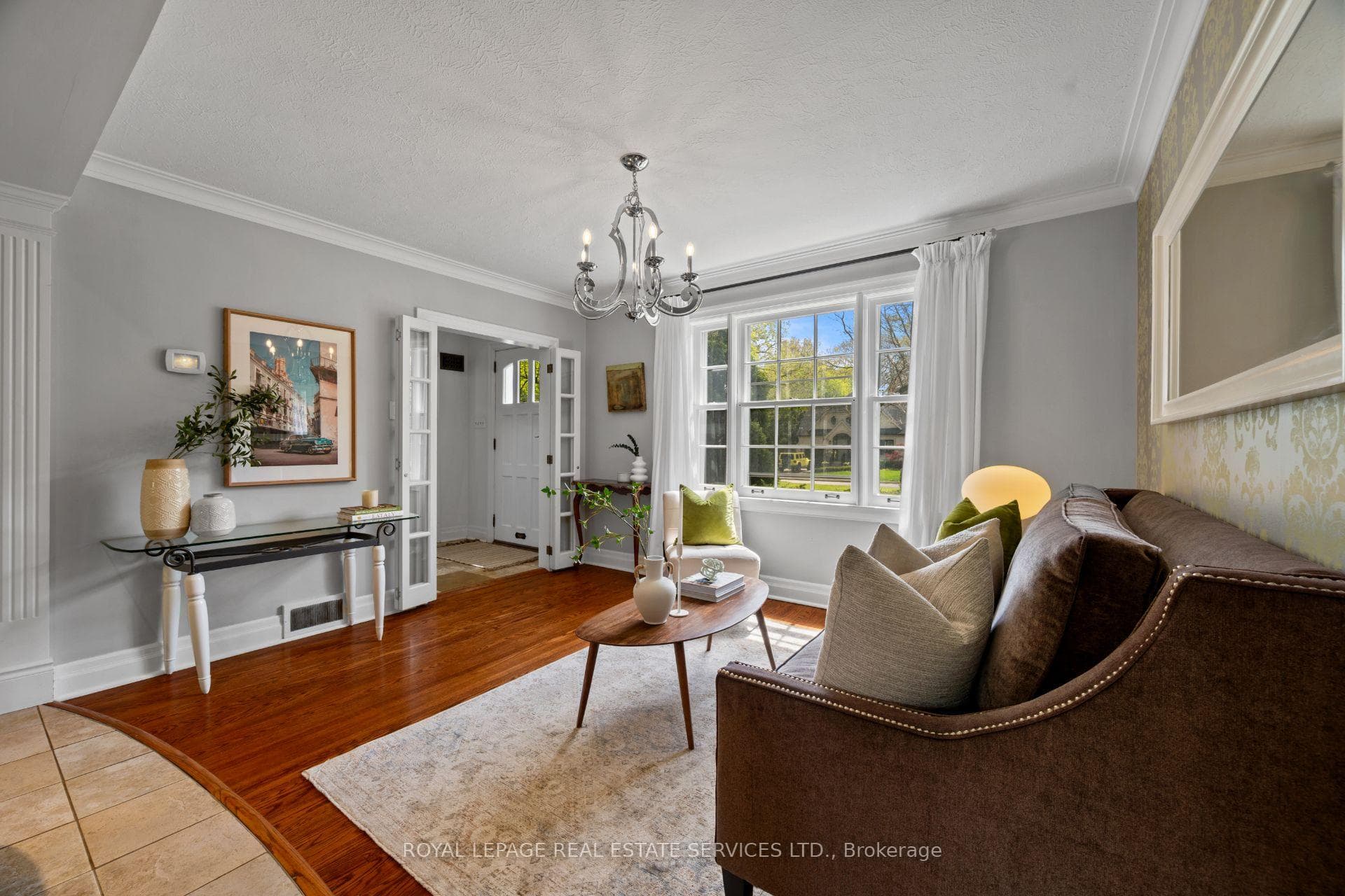 28 Holloway Road - Detached photo 11 of 31 in Etobicoke (Islington / Rexdale), Ontario