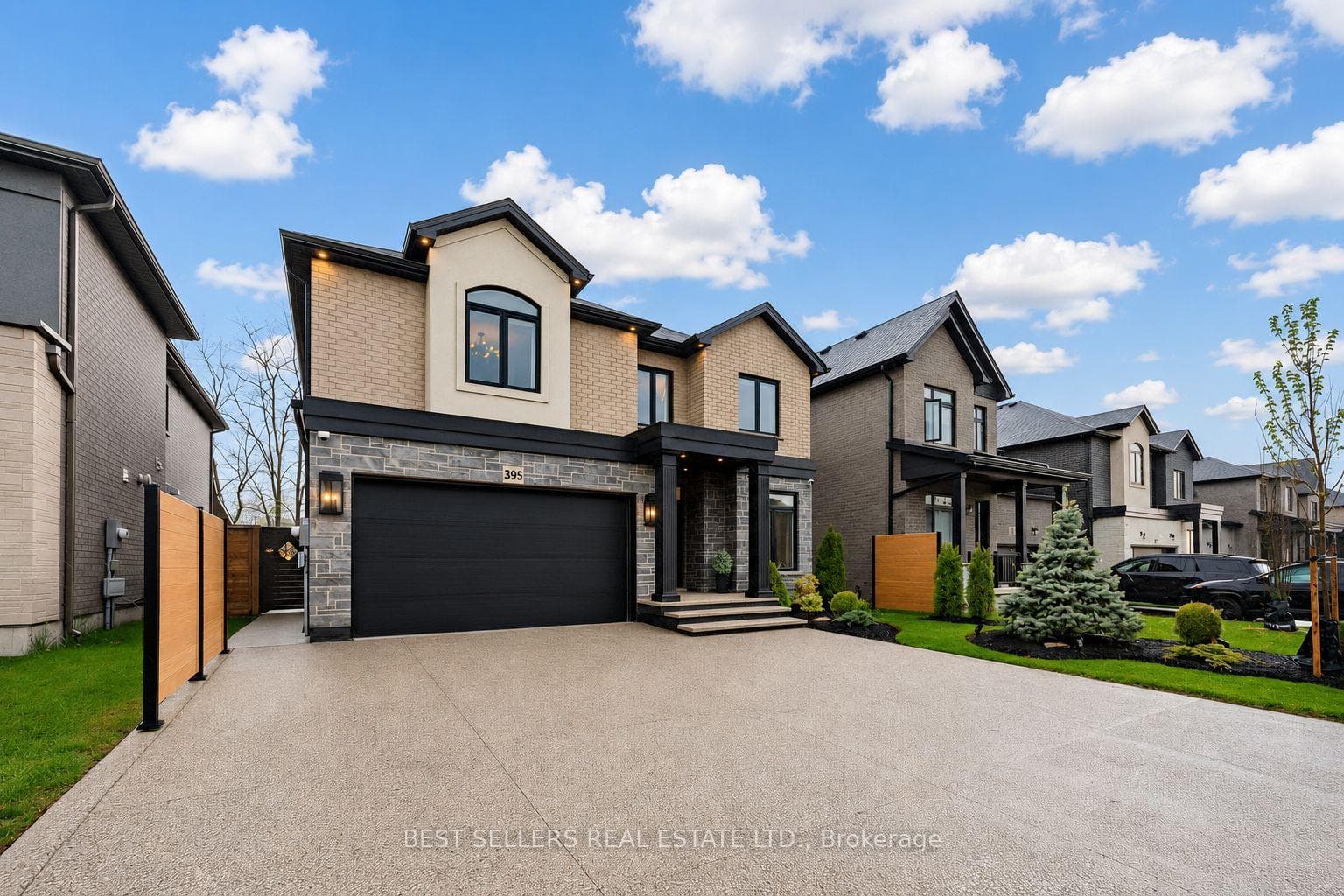 395 Klein Circle - Detached photo 2 of 38 in Hamilton, Ontario