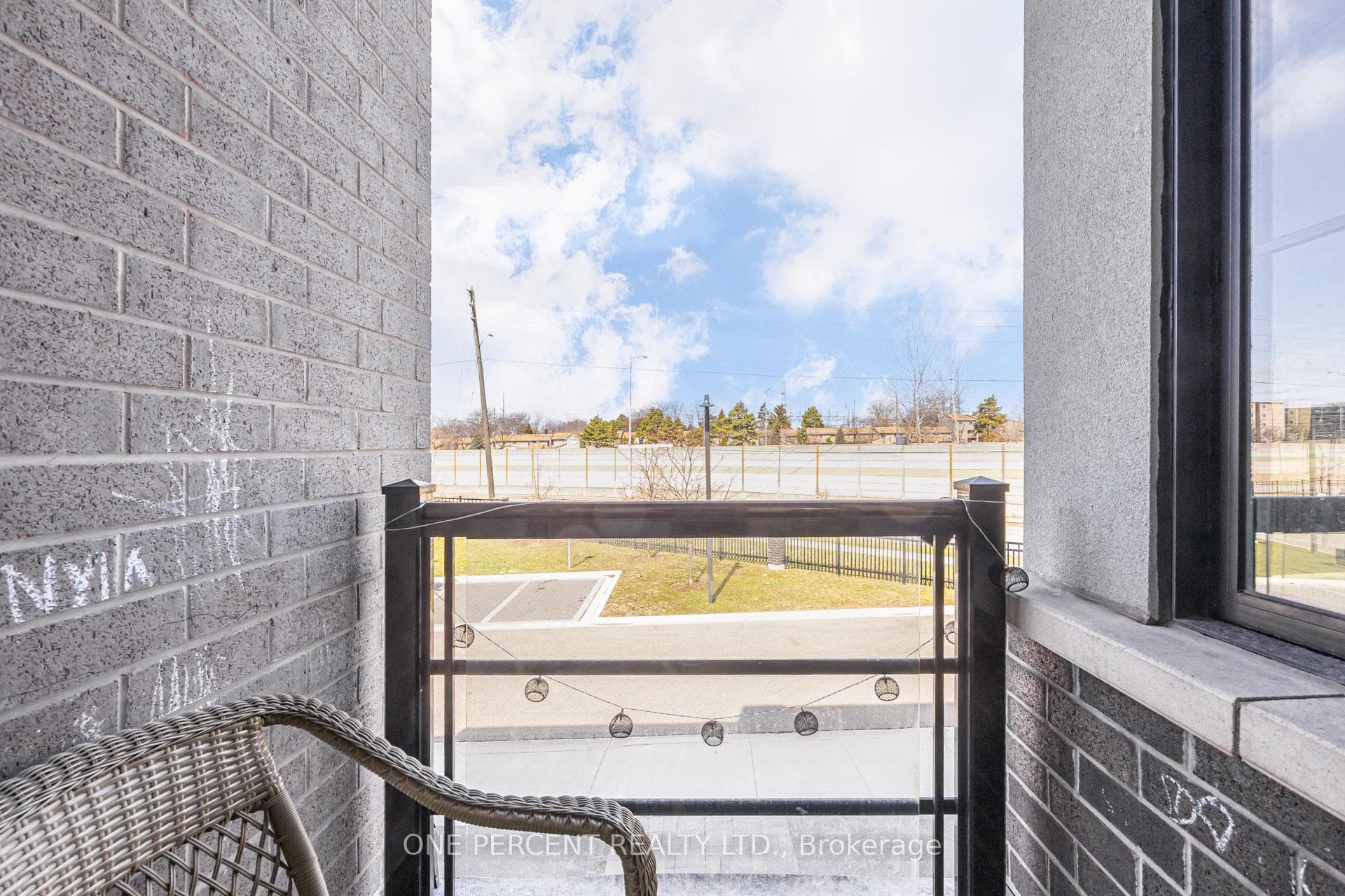 656 Tupelo Court - Townhouse photo 43 of 45 in Mississauga, Ontario