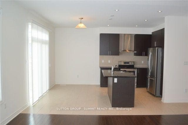 36 Denali Crescent - Detached photo 9 of 17 in Brampton, Ontario