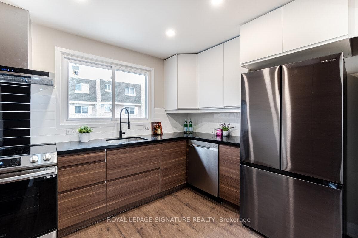 830 Westlock Road Unit 38A - Condo for sale in Applewood, Ontario