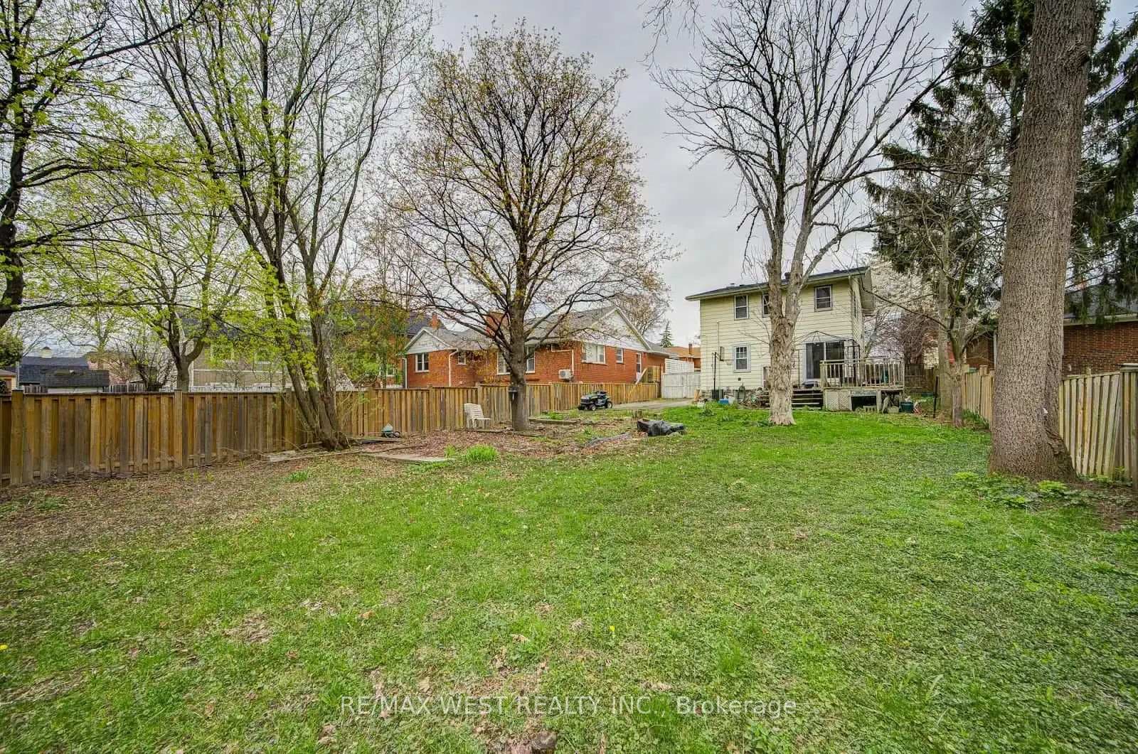 326 Queen Street - Detached photo 25 of 27 in Mississauga, Ontario