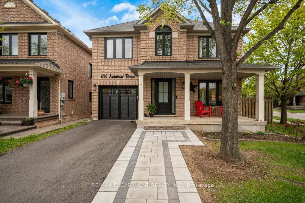 1360 Ashwood Terrace - Detached photo 1 of 39 in Oakville, Ontario