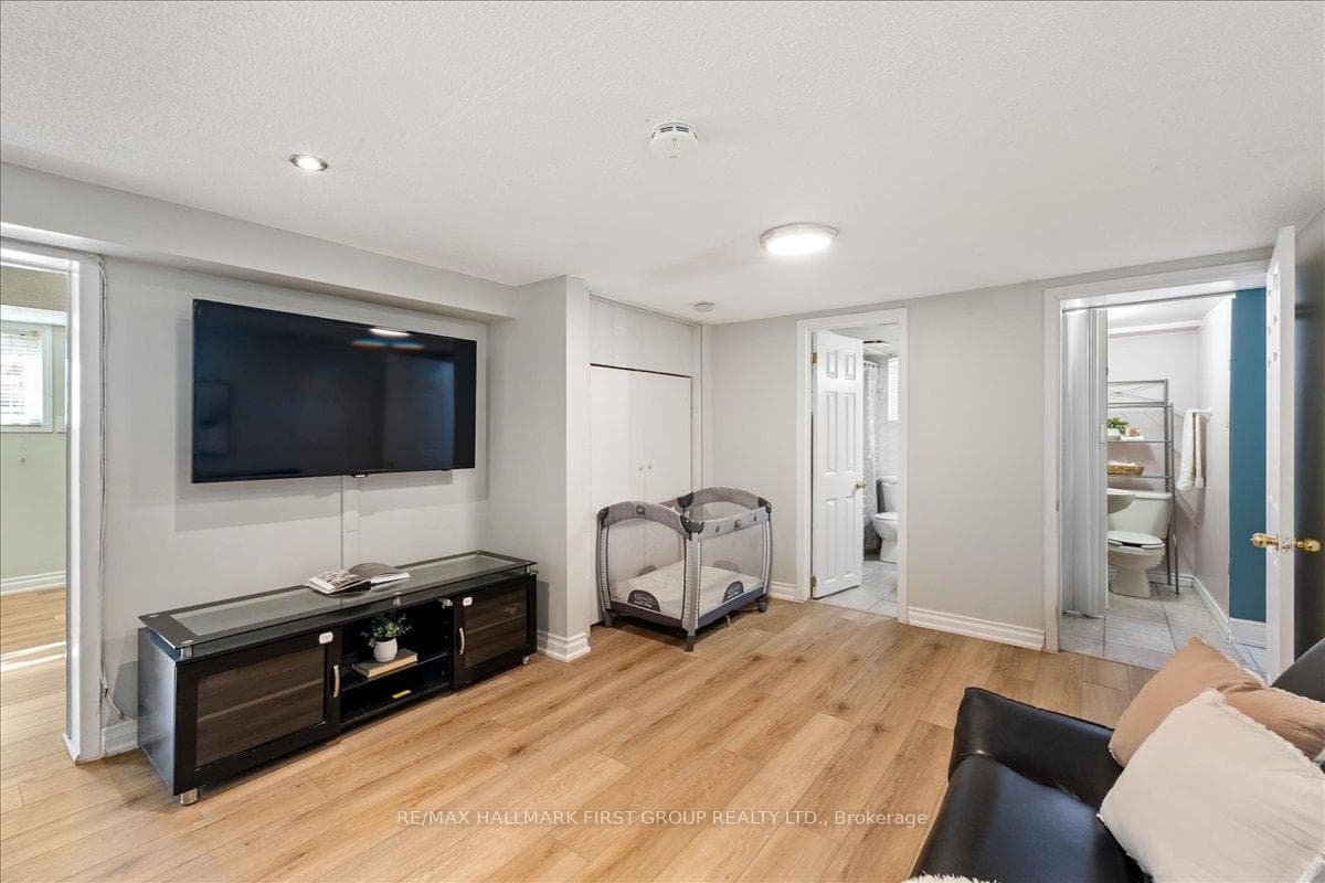 2690 Islington Avenue - Detached photo 30 of 45 in Etobicoke (West Mall / Rexdale), Ontario