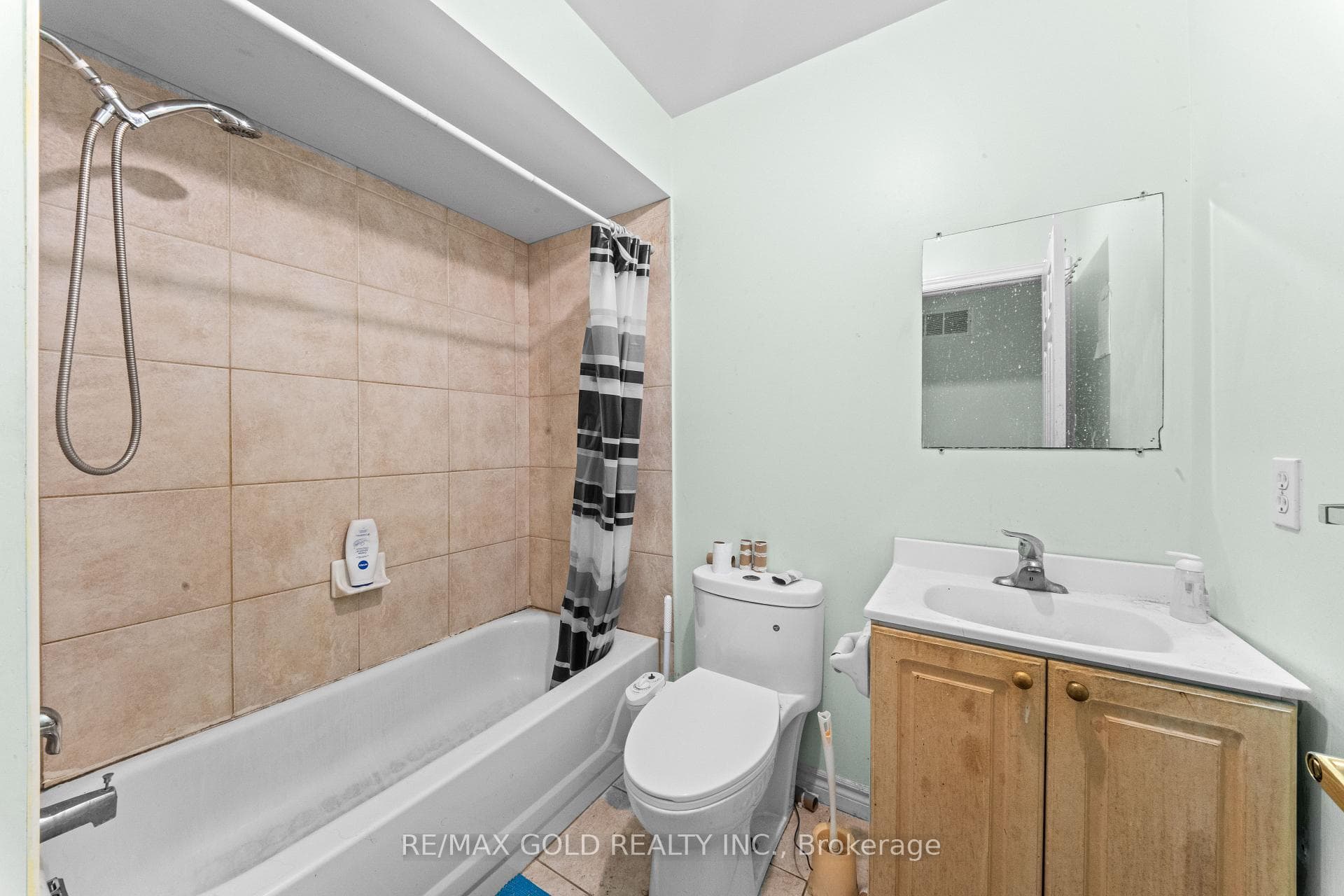 31 Ravenscliffe Court - Detached photo 22 of 32 in Brampton, Ontario