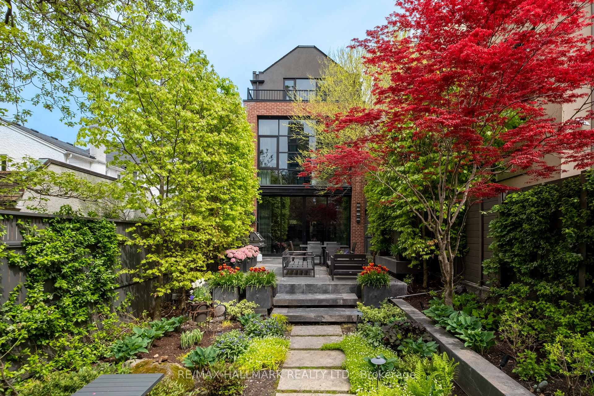 23 Lowther Avenue - Townhouse photo 33 of 33 in Annex / Yorkville / Summerhill, Ontario