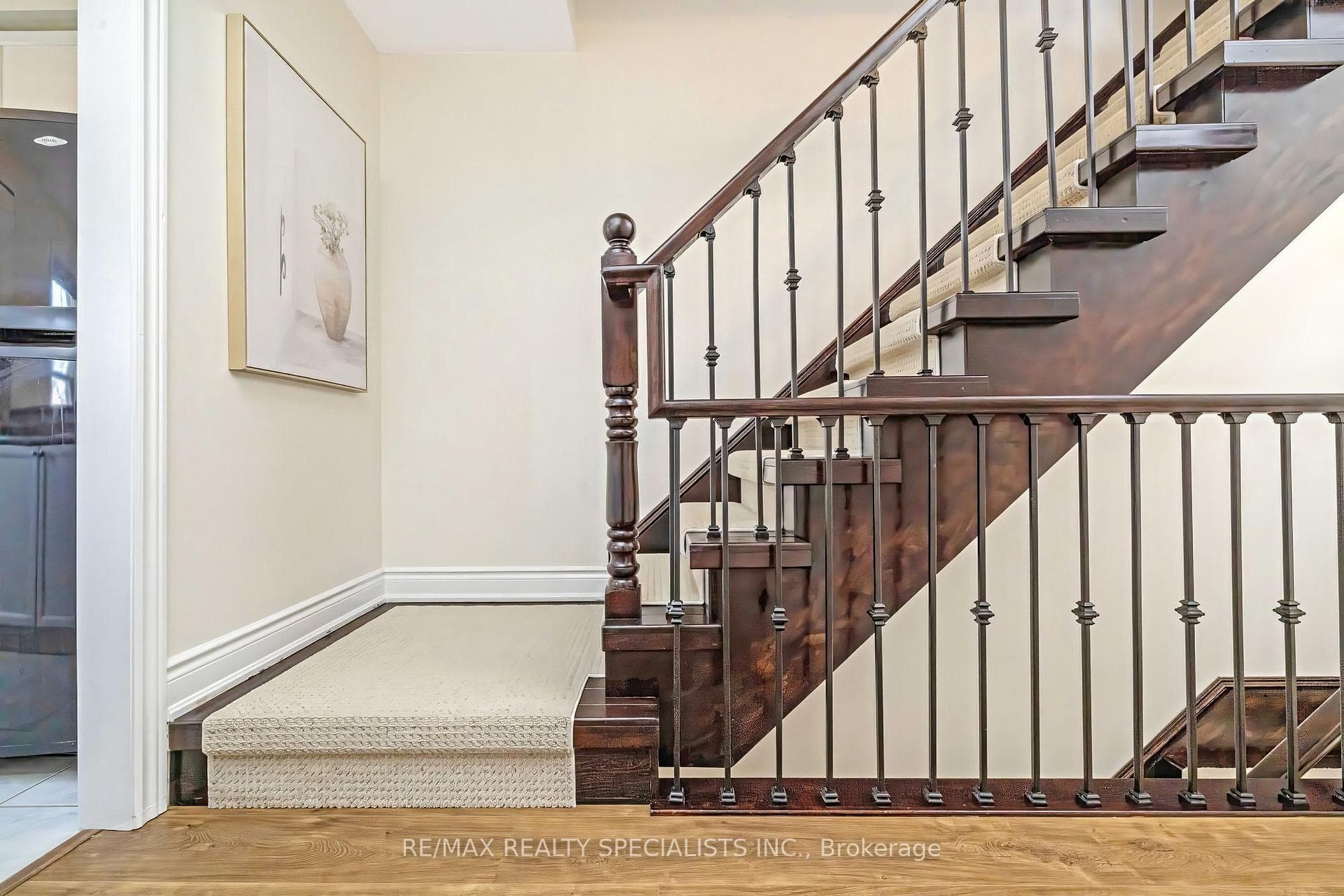 3032 Drumloch Avenue - Townhouse photo 22 of 29 in Oakville, Ontario
