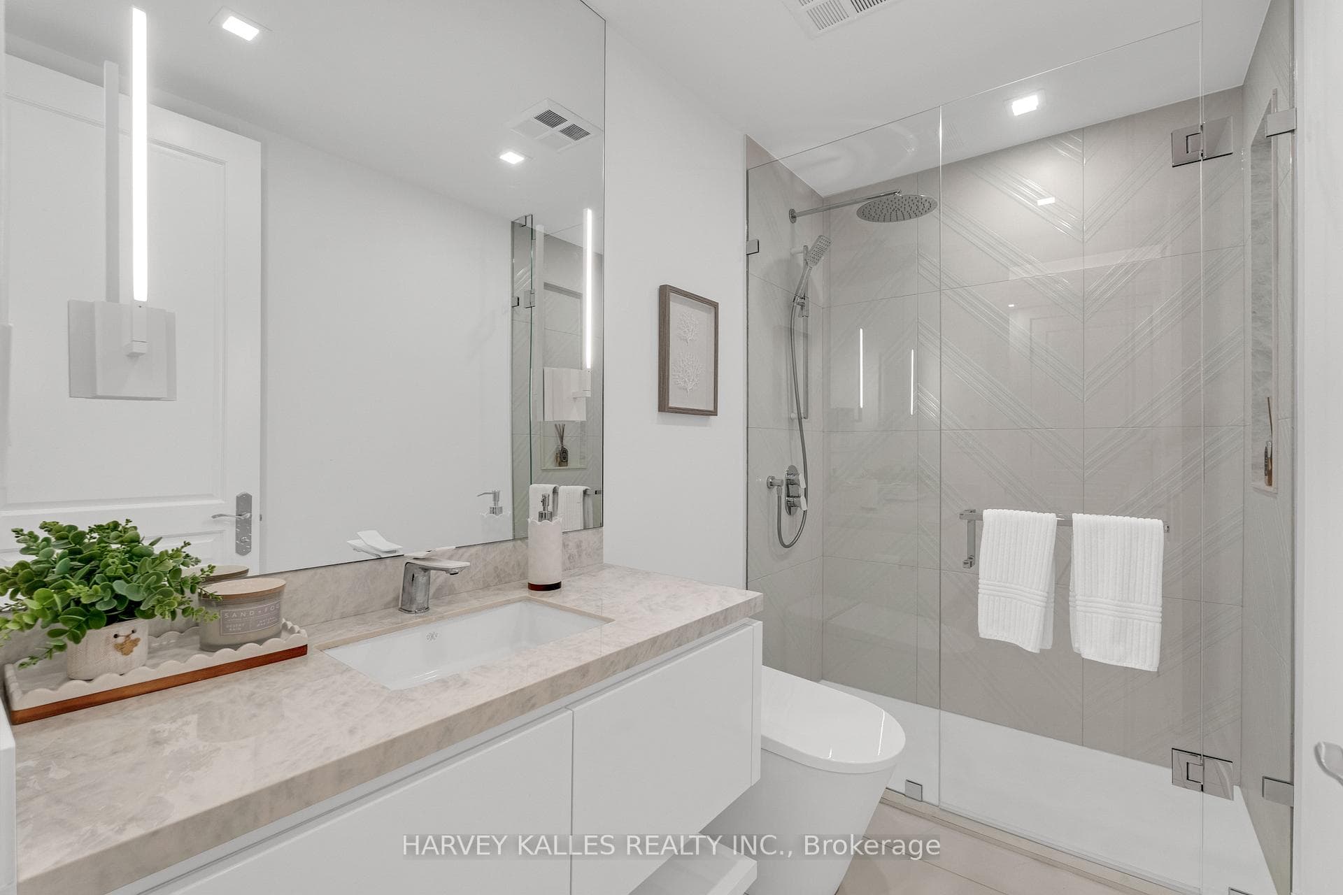 10 Bellair Street Unit 603 - Condo photo 26 of 38 in Annex / Yorkville / Summerhill, Ontario