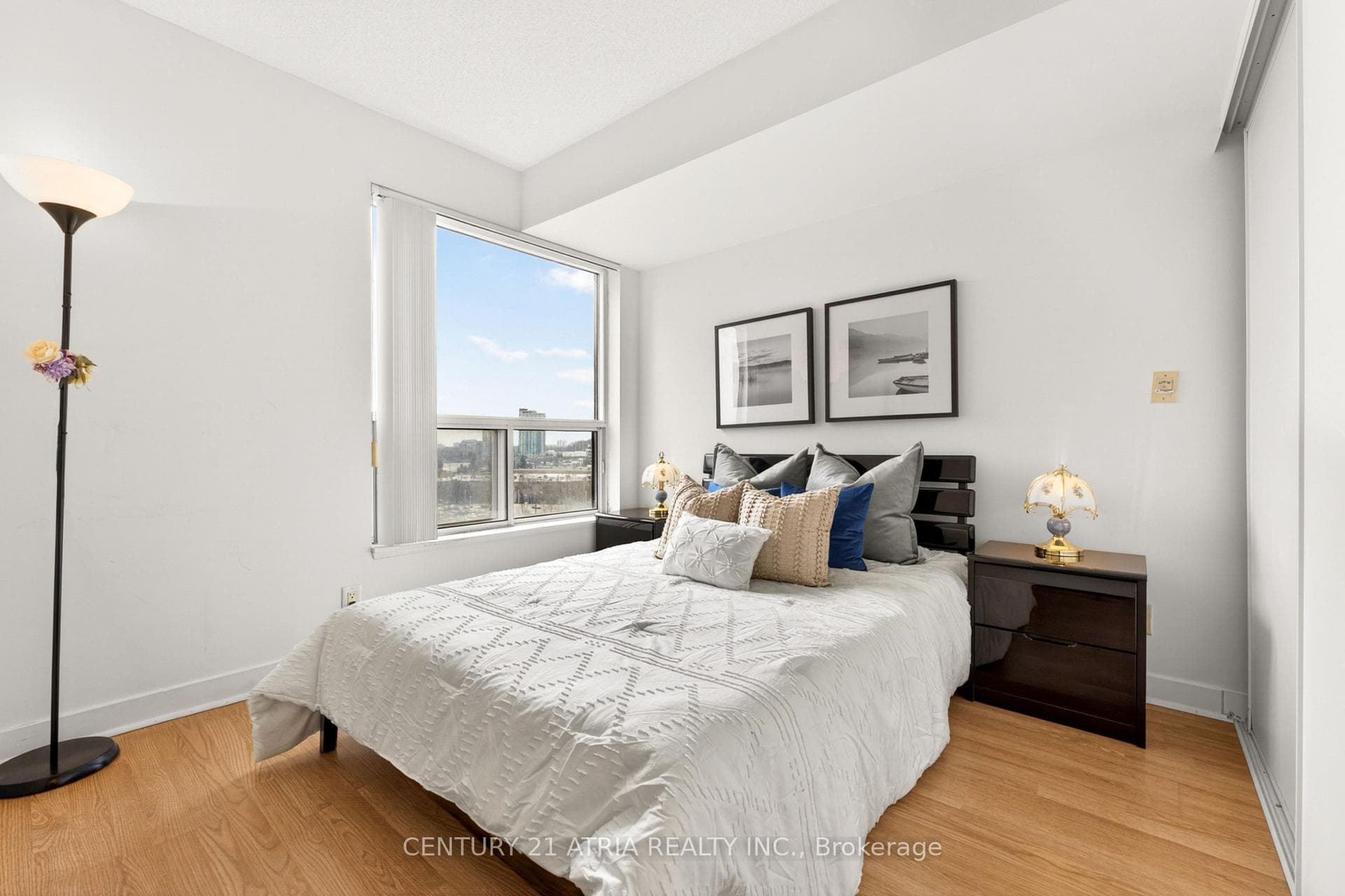 38 Lee Centre Drive Unit 908 - Condo photo 8 of 20 in Scarborough (West Hill / Highland Creek), Ontario