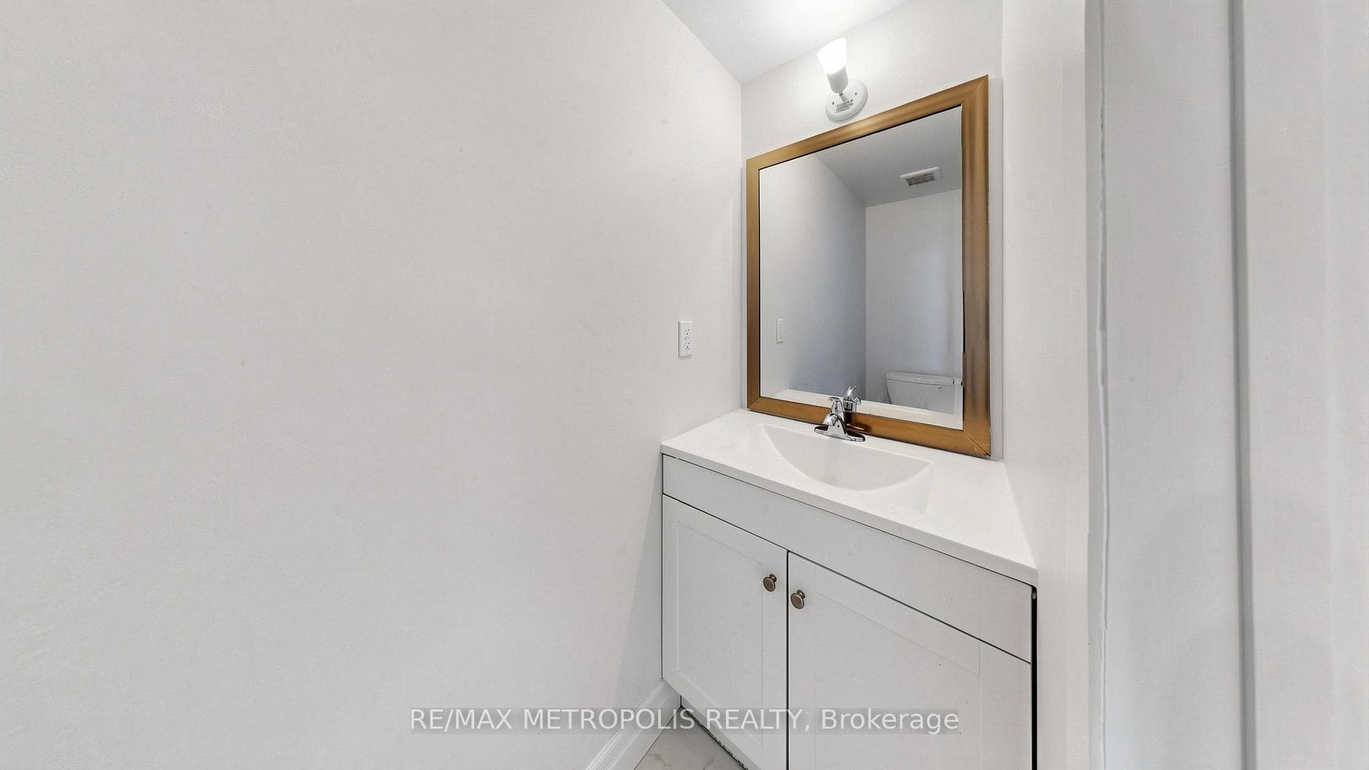 11 Livonia Place Unit 18 - Condo photo 19 of 50 in Scarborough (West Hill / Highland Creek), Ontario