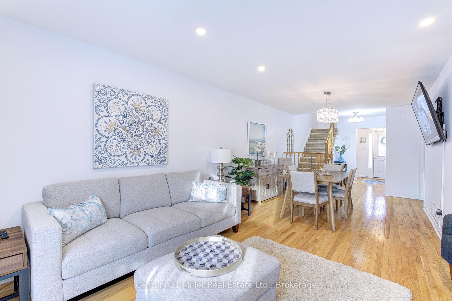 2256 MARGOT Street - Townhouse photo 9 of 46 in Oakville, Ontario