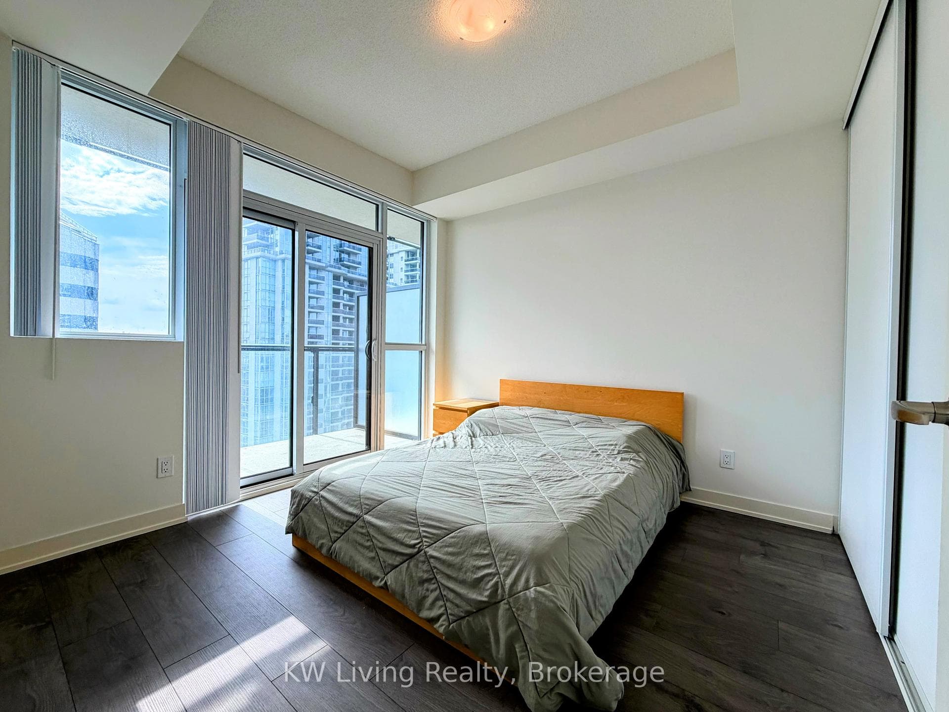 4955 Yonge Street Unit 2615 - Condo photo 16 of 21 in Willowdale / Newtonbrook, Ontario