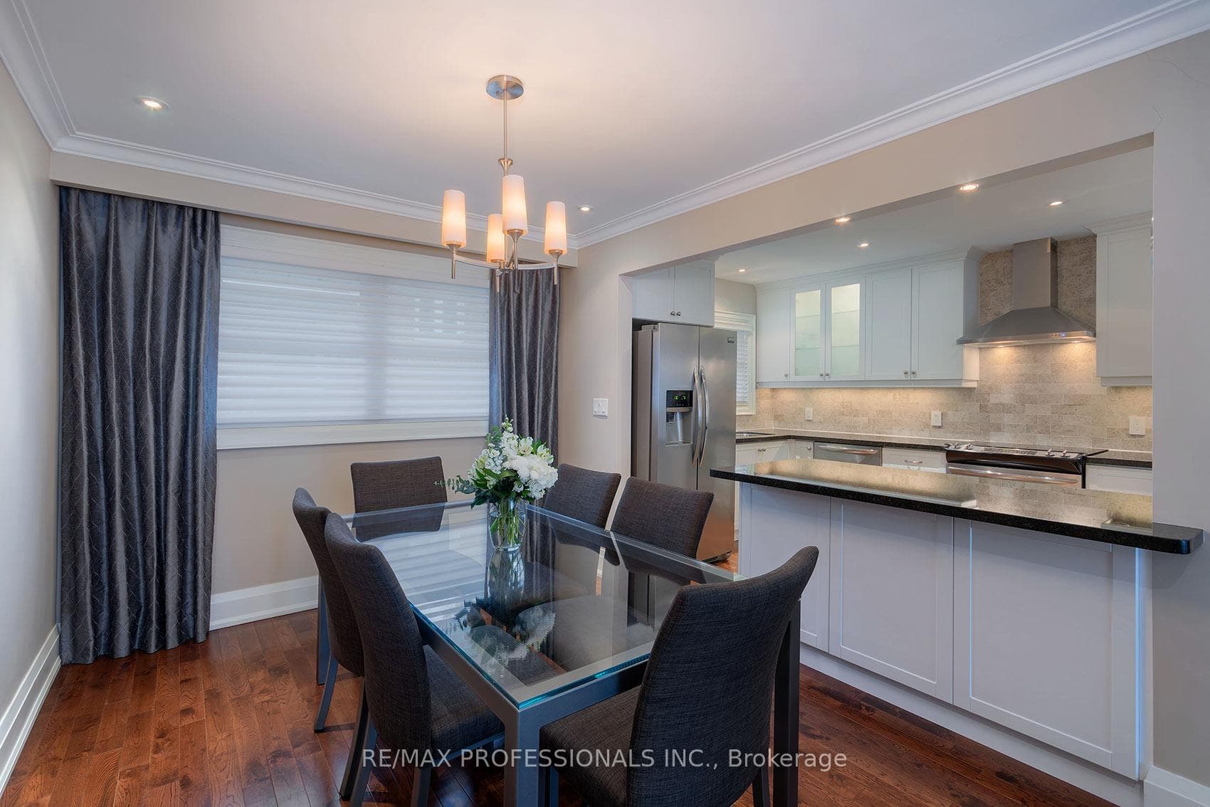 19 Boxwood Road - Detached photo 14 of 40 in Etobicoke (Islington / Rexdale), Ontario