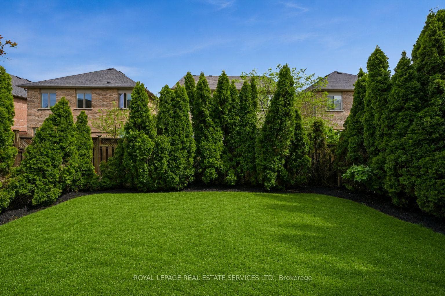 1493 Derby County Crescent - Detached photo 35 of 43 in Oakville, Ontario