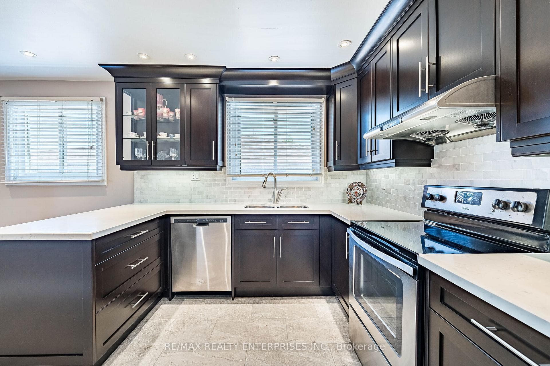 3669 Molly Avenue - Semi-Detached photo 14 of 42 in Mississauga, Ontario