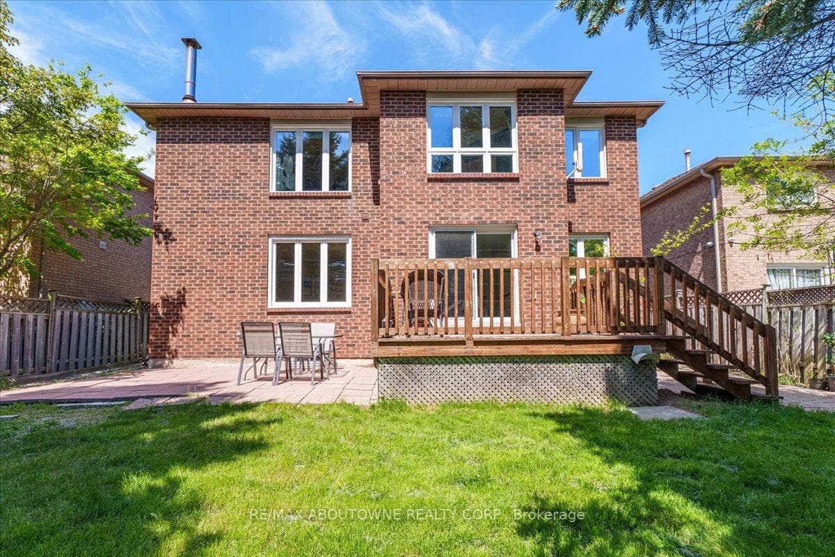 2055 Blacksmith Lane - Detached photo 44 of 49 in Oakville, Ontario
