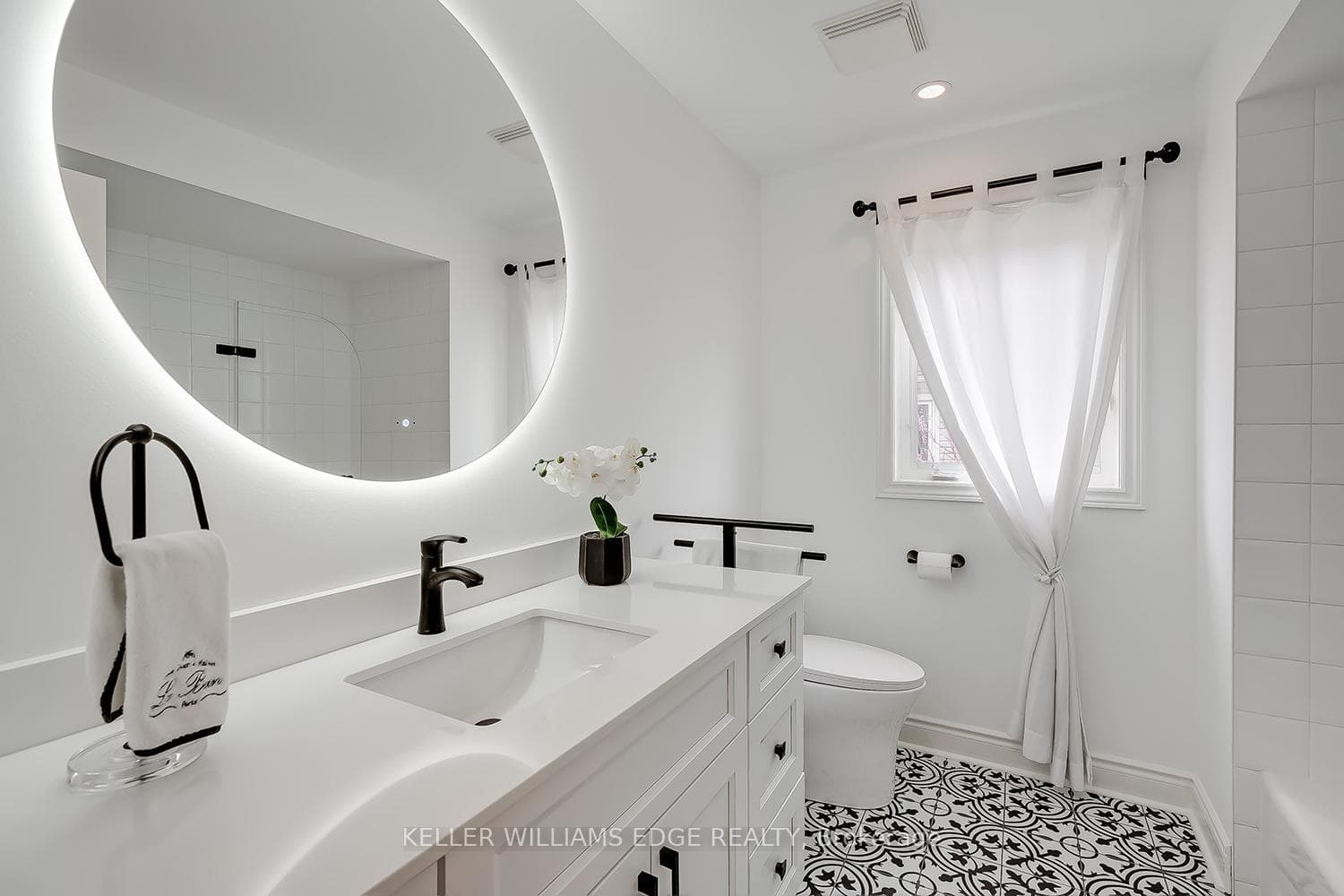 4285 Couples Crescent - Detached photo 26 of 46 in Burlington, Ontario