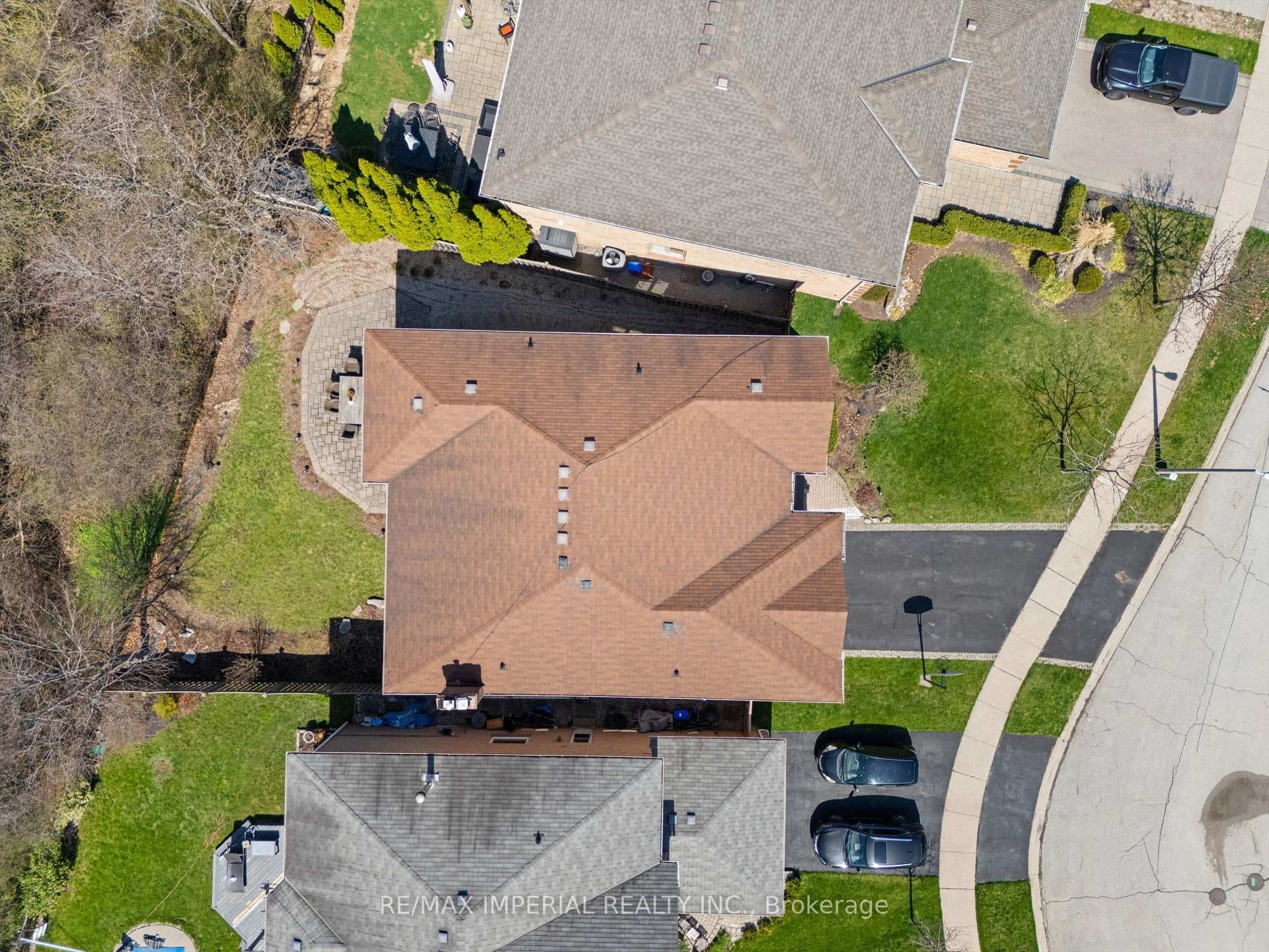 2044 Schoolmaster Circle - Detached photo 42 of 45 in Oakville, Ontario