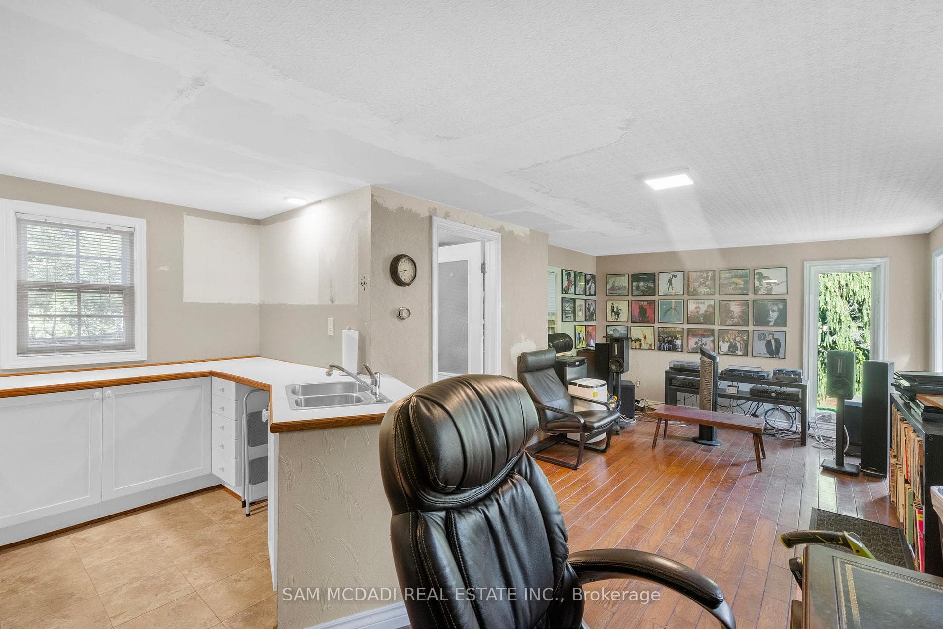 1690 Sherway Drive - Detached photo 38 of 46 in Mississauga, Ontario
