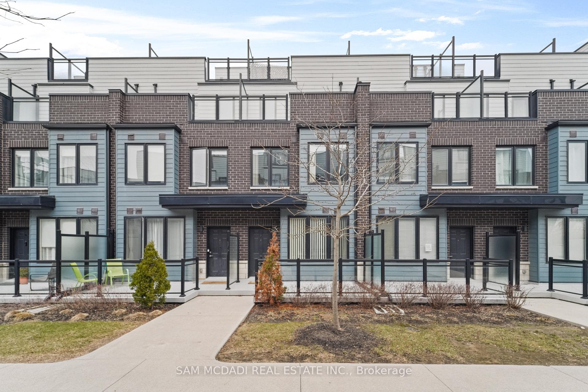 1150 Stroud Lane Unit 14 - Condo for sale in Clarkson, Ontario