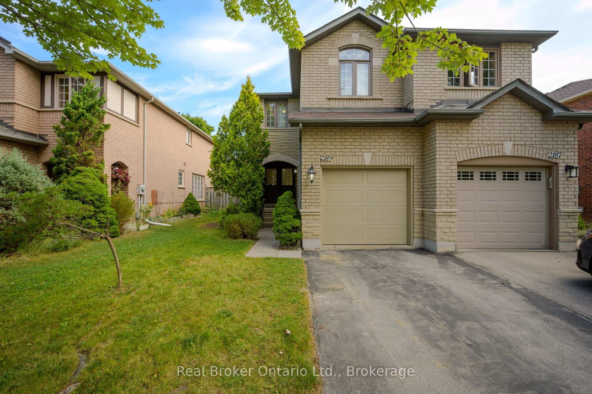 2189 Shorncliffe Boulevard - home for sale in Oakville, Ontario