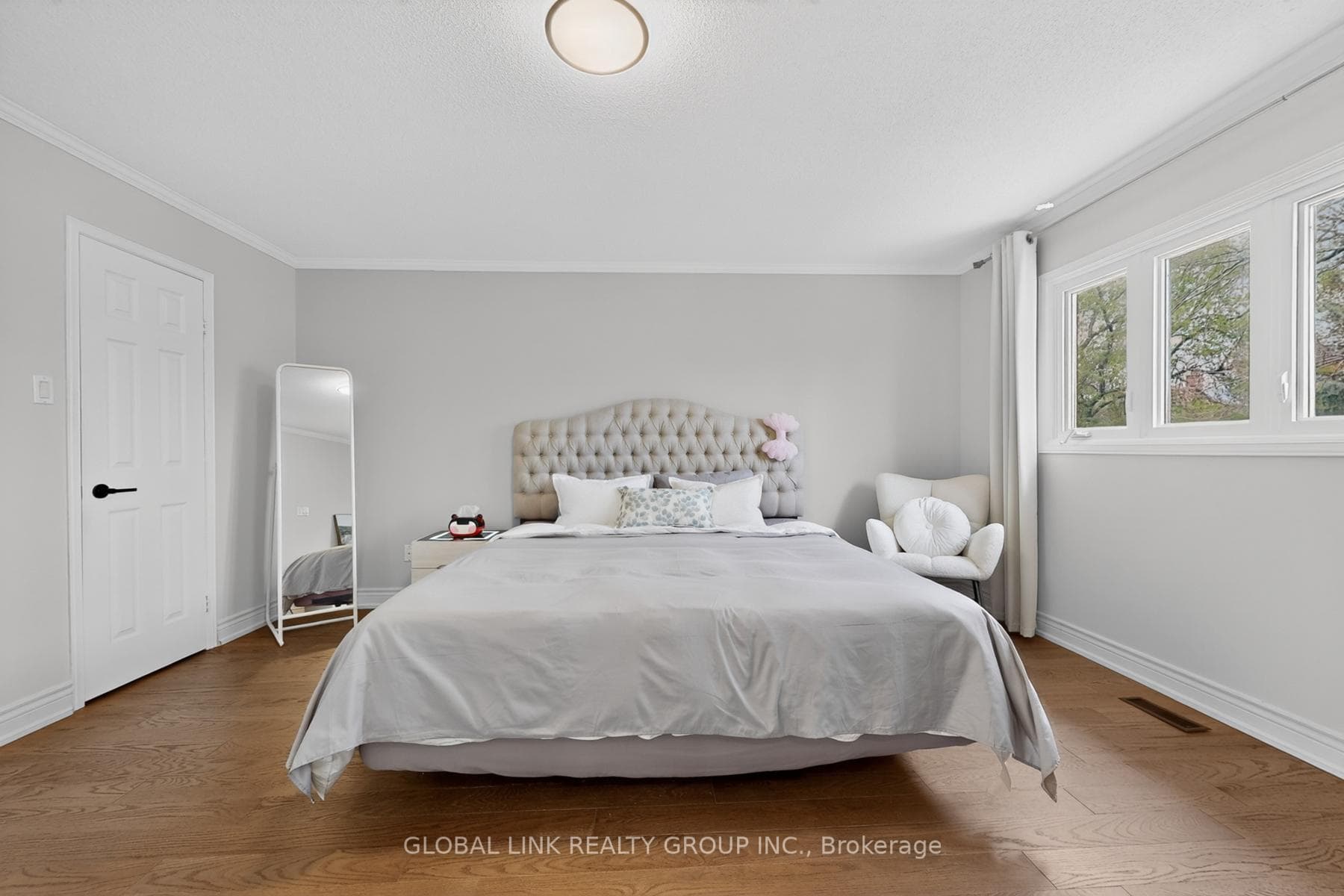 2141 Galena Crescent - Detached photo 18 of 37 in Oakville, Ontario