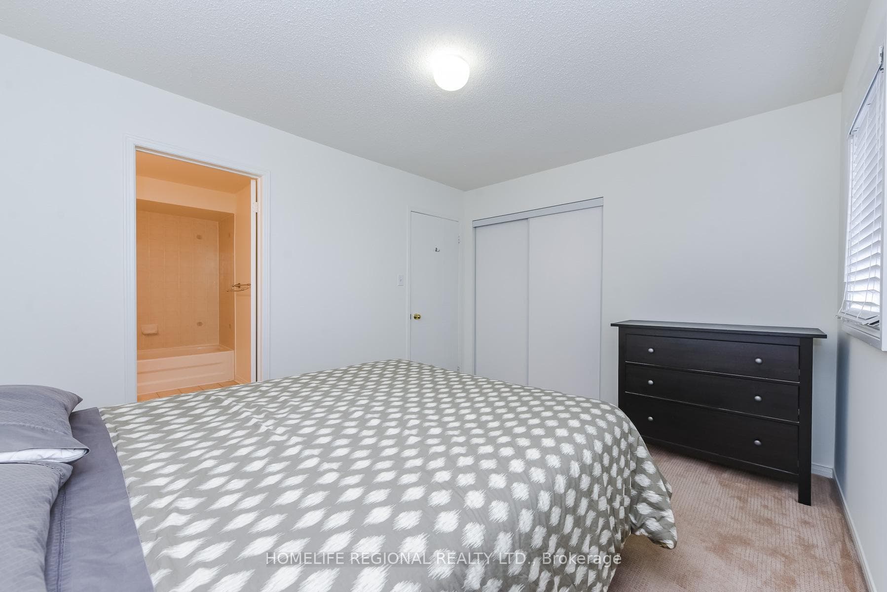 7105 Branigan Gate Unit 72 - Condo photo 15 of 34 in Mississauga, Ontario
