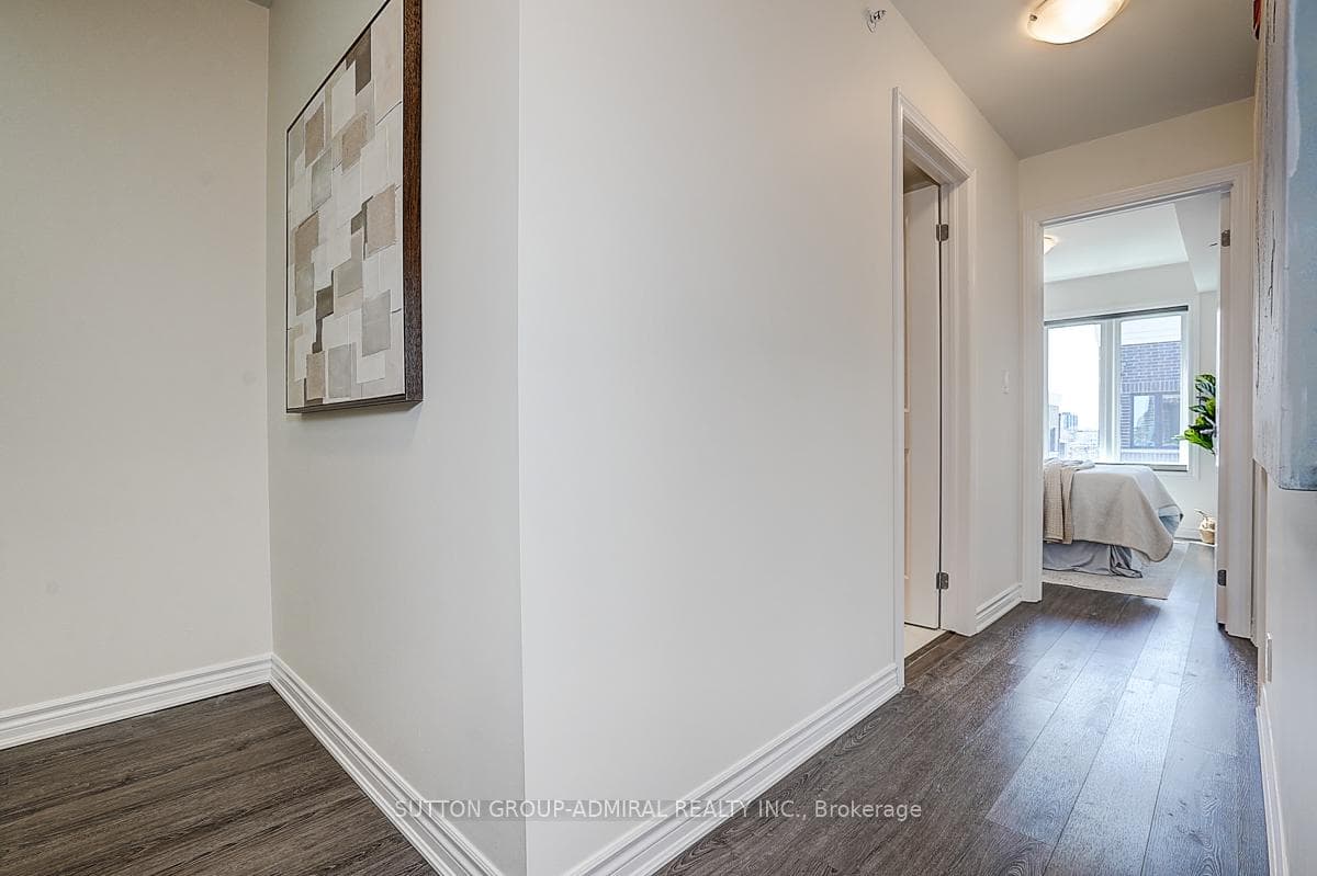 85 Eastwood Park Gardens Unit 18 - Condo photo 14 of 33 in Liberty Village / Parkdale / South Parkdale, Ontario
