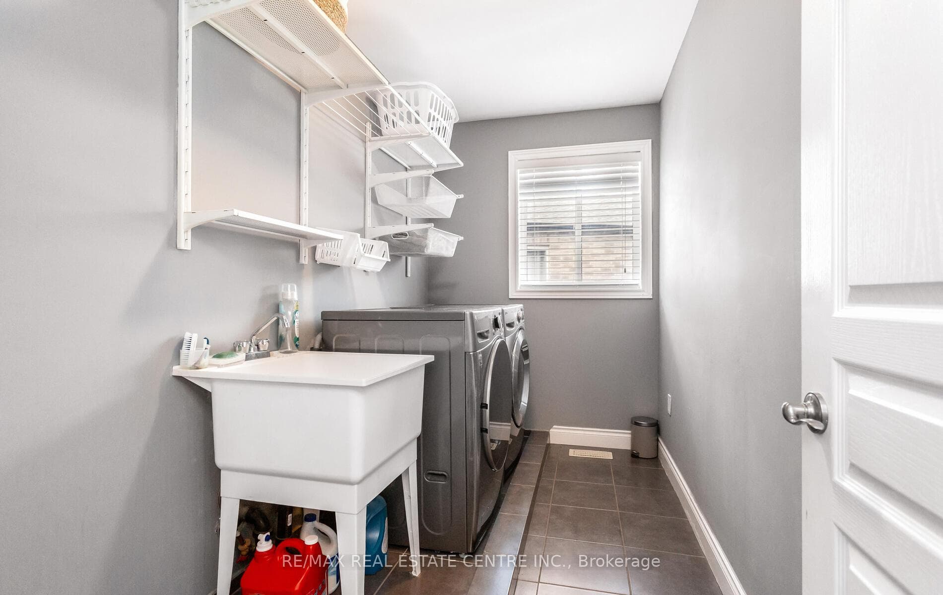 31 Rianna Court - Single Family Home photo 34 of 50 in Hamilton, Ontario