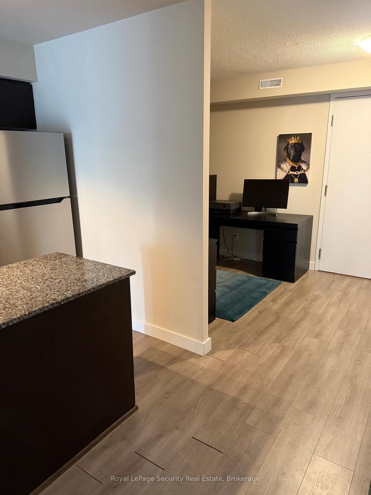 801 Sheppard Avenue Unit 310 - Condo photo 5 of 14 in North York (Bathurst Manor / Clanton Park), Ontario