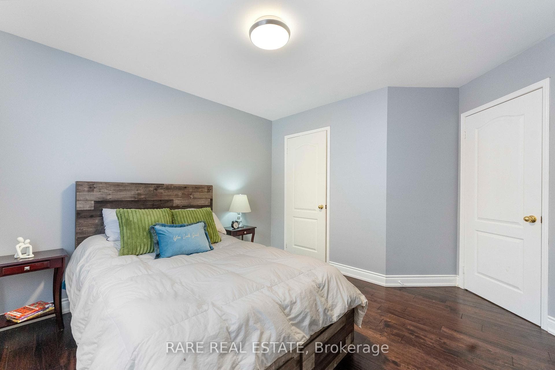 33 SOUTHBEND Drive - Detached photo 11 of 50 in Brampton, Ontario